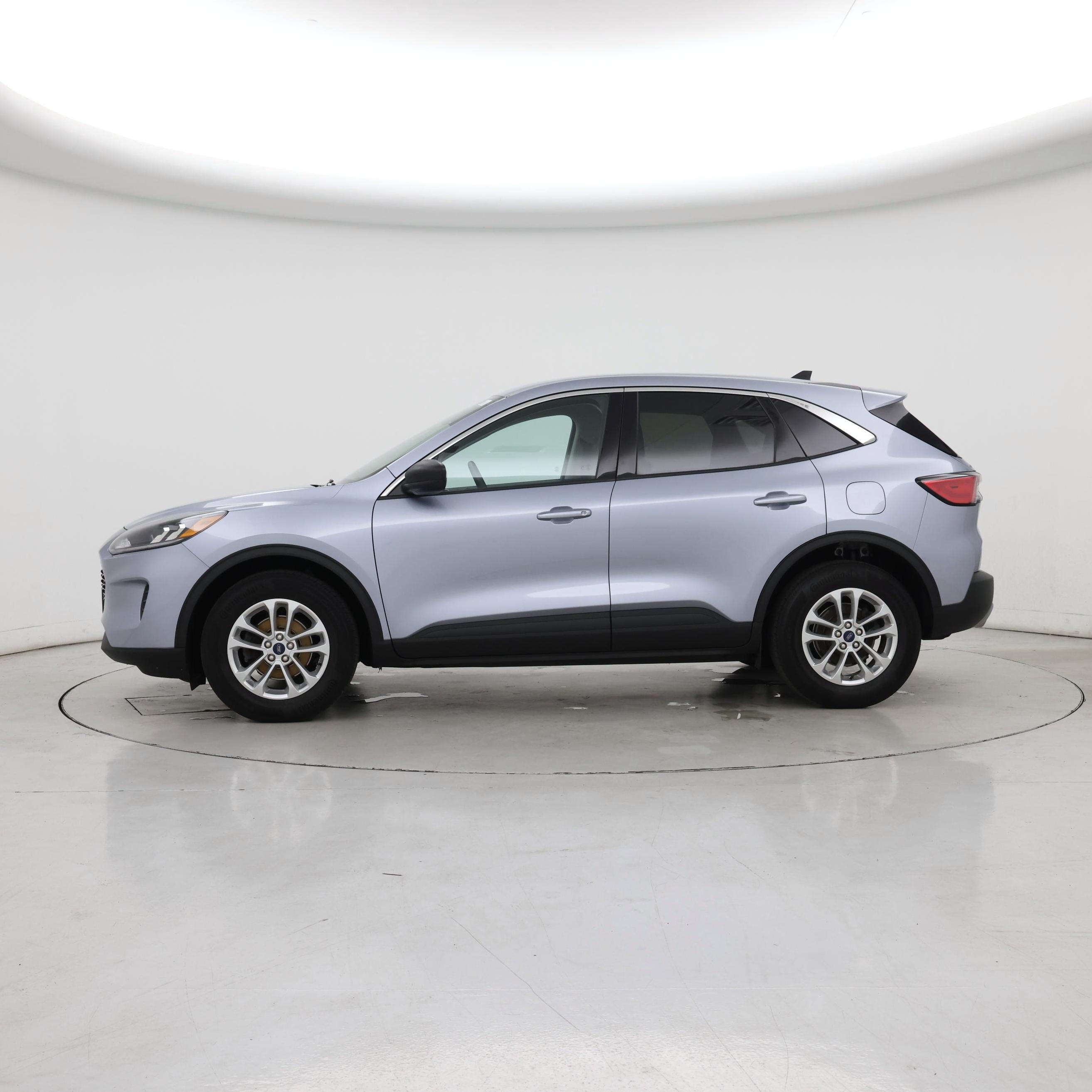 Thumbnail: 2022 Ford Escape - 3