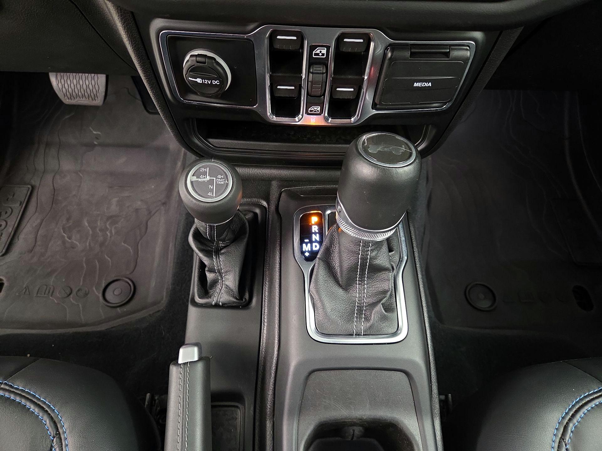 Thumbnail: 2024 Jeep Wrangler - 18