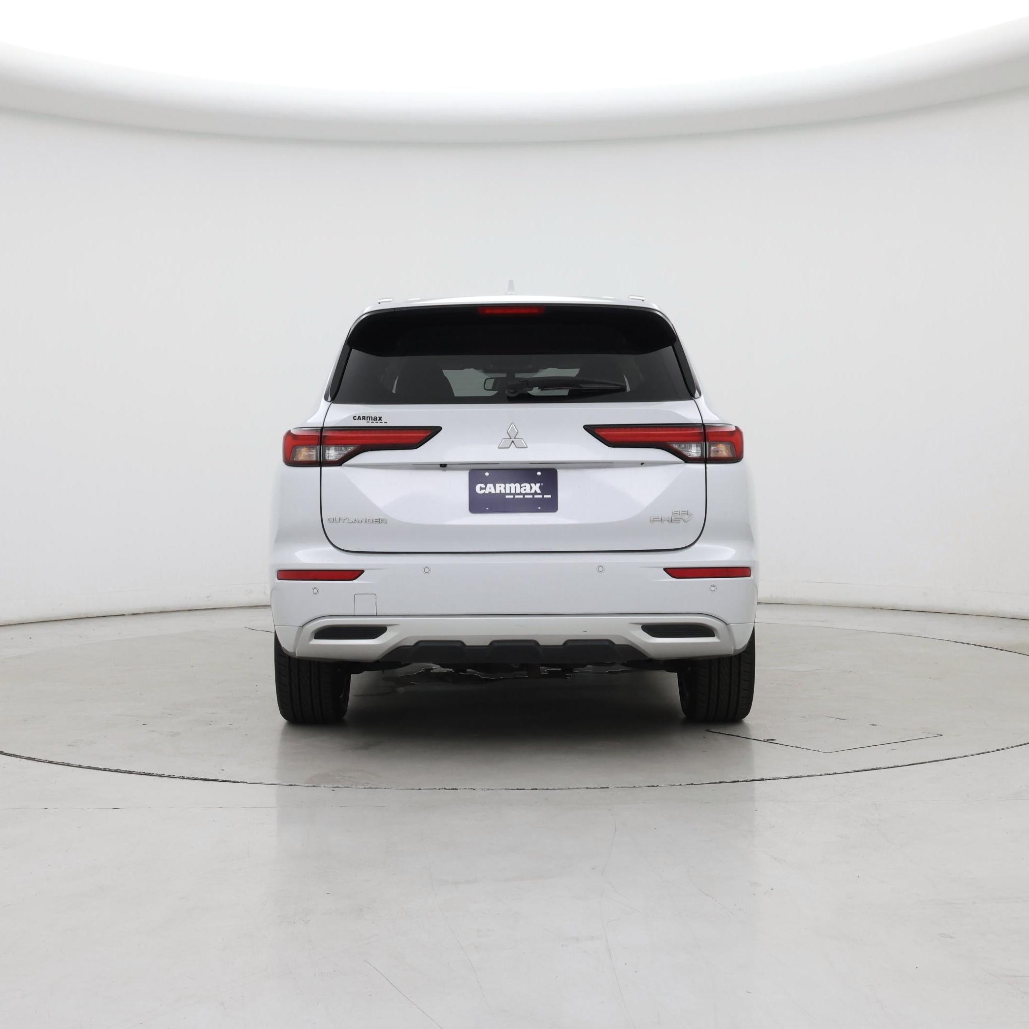 Thumbnail: 2023 Mitsubishi Outlander - 6
