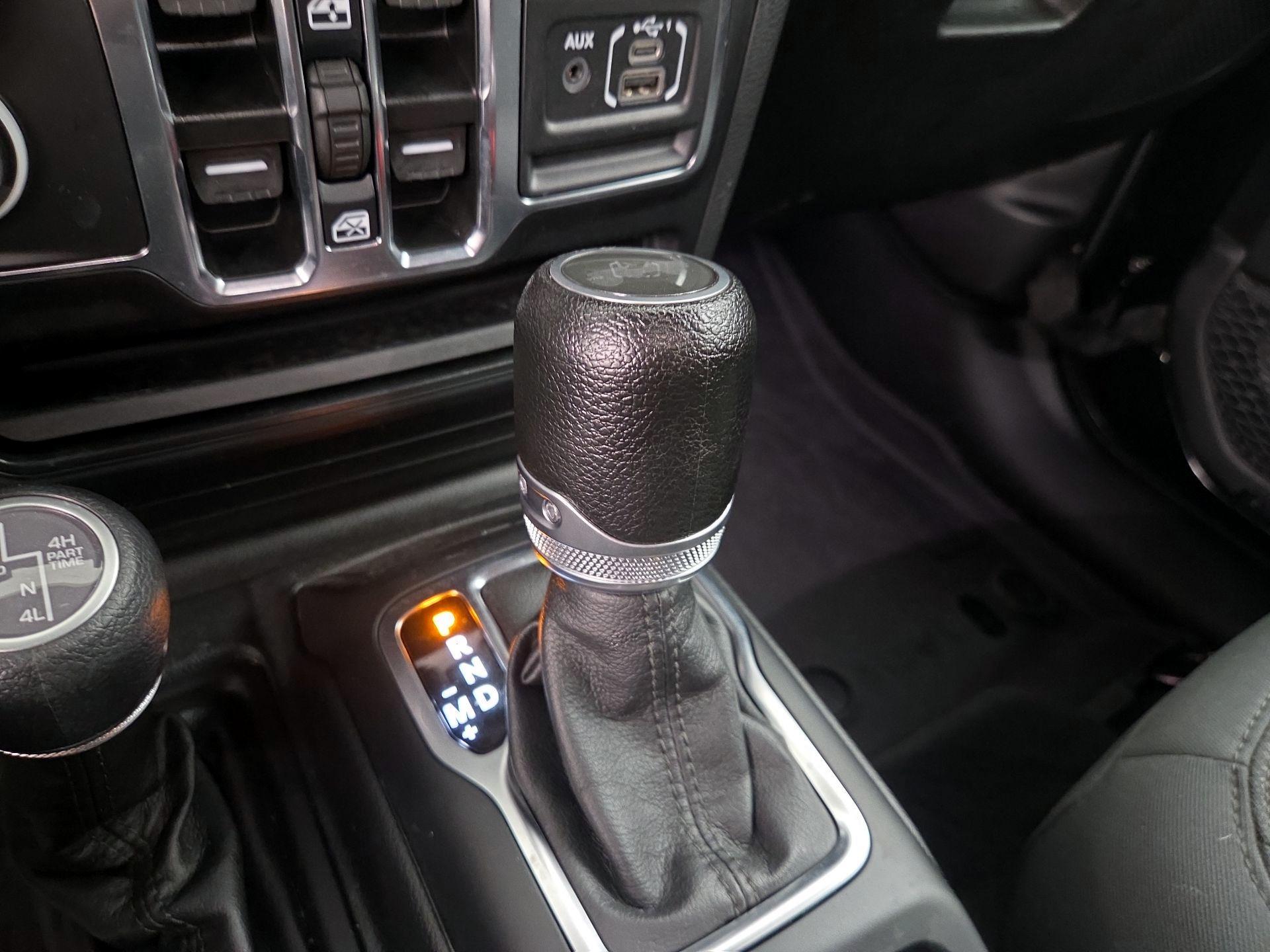 Thumbnail: 2023 Jeep Wrangler - 18