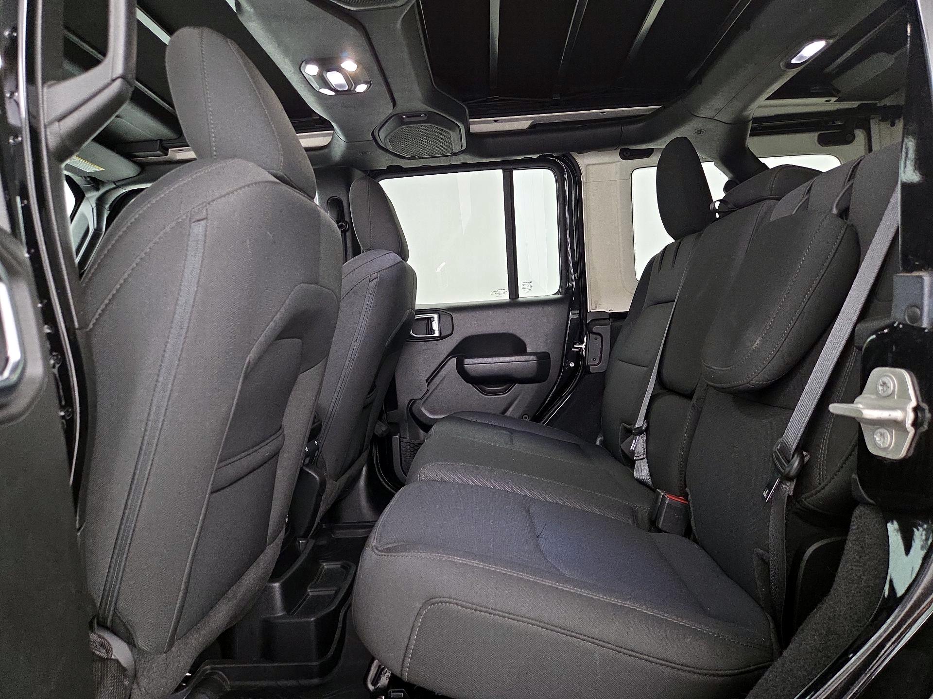 Thumbnail: 2023 Jeep Wrangler - 20