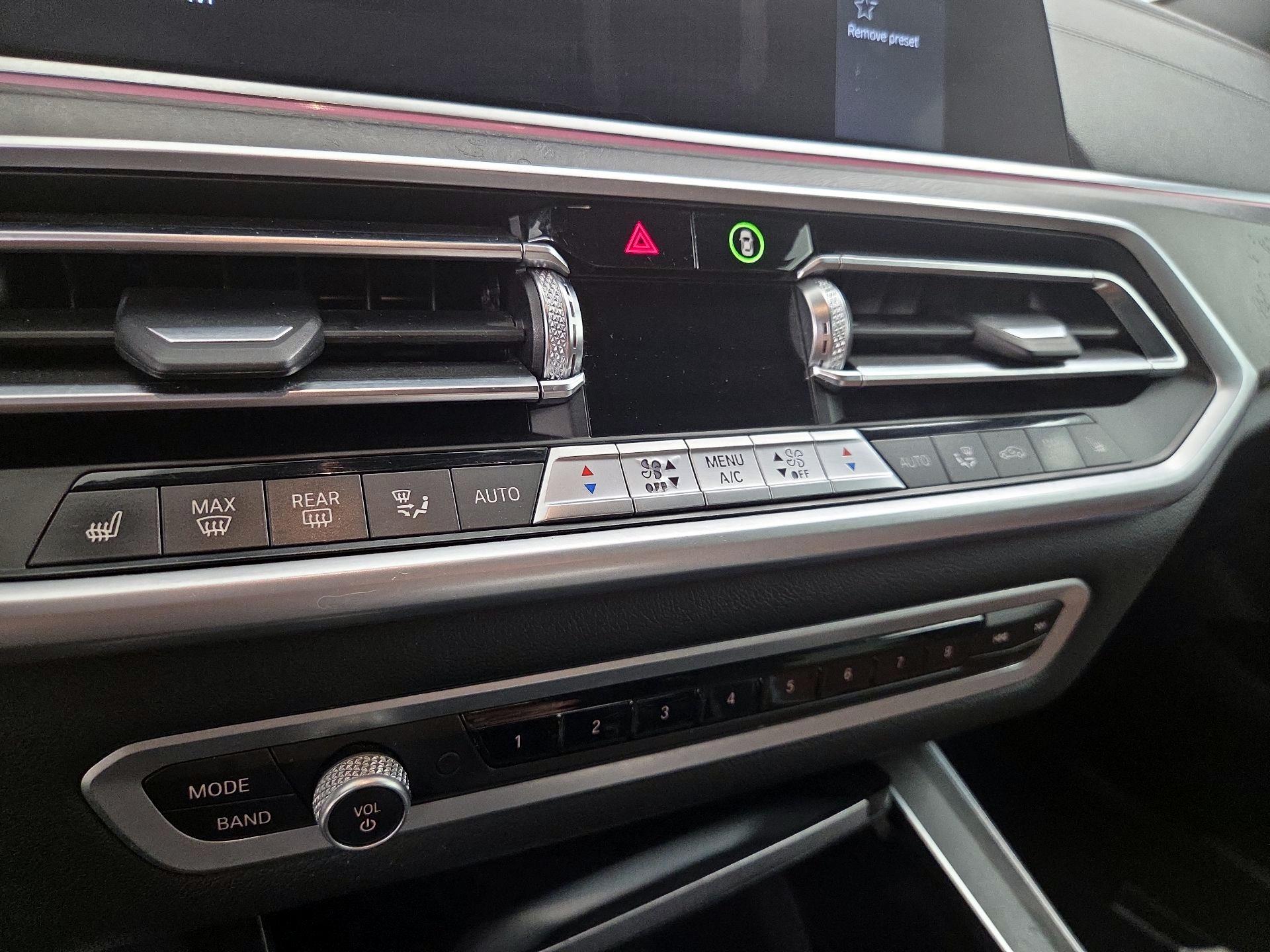 Thumbnail: 2023 BMW X5 - 17