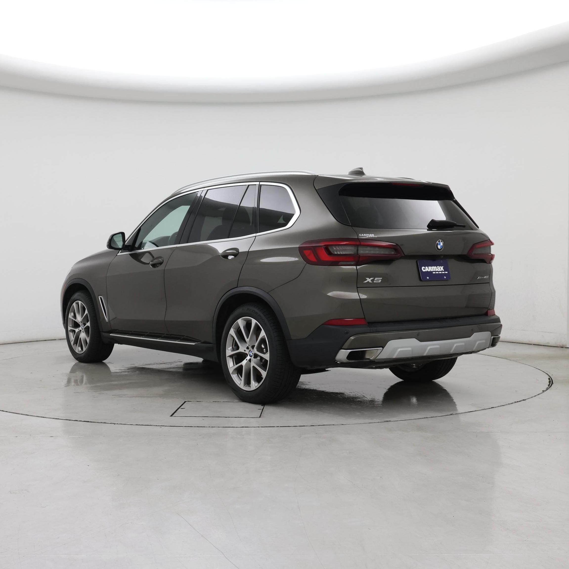 Thumbnail: 2023 BMW X5 - 2
