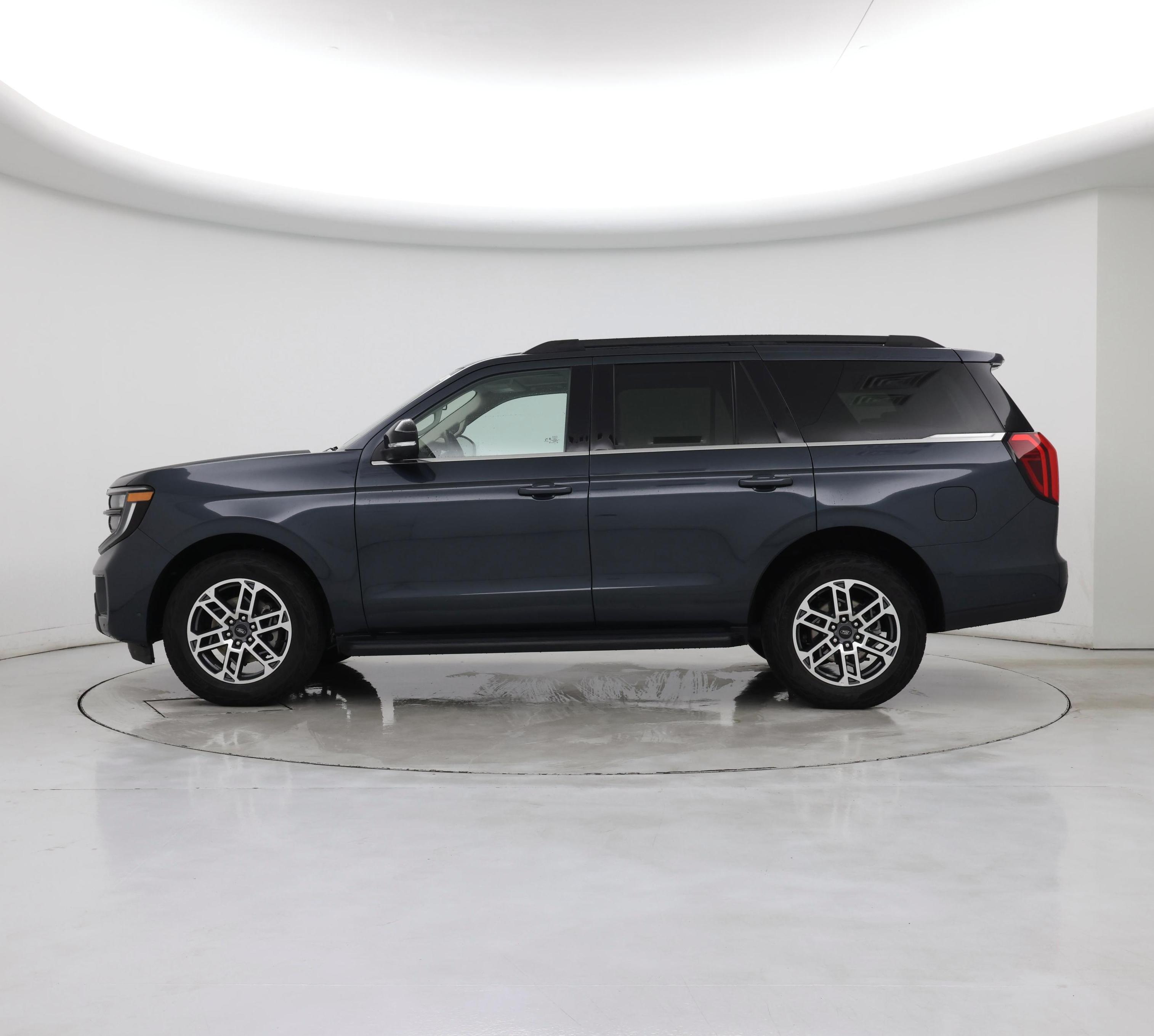 Thumbnail: 2025 Ford Expedition - 3