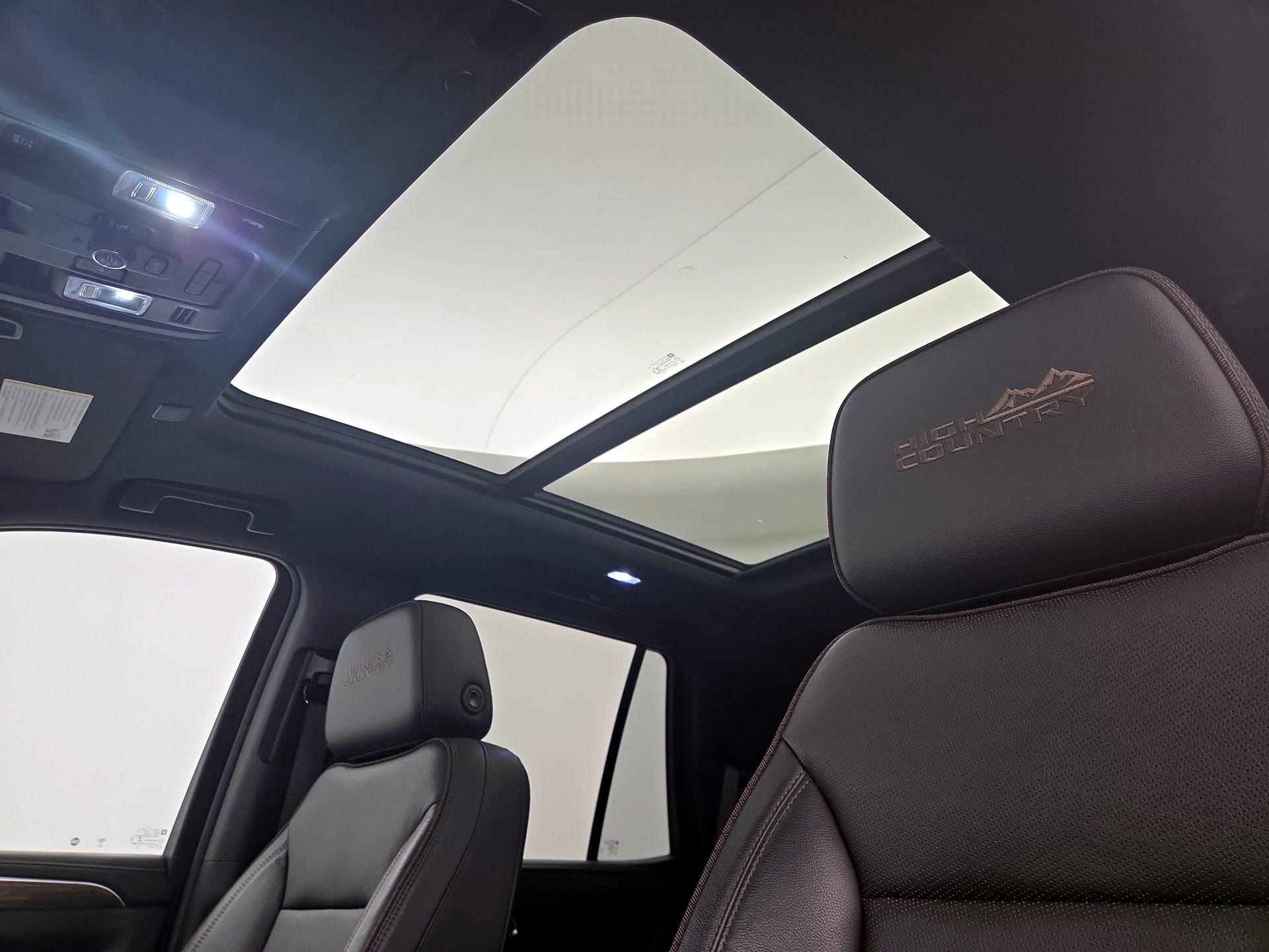 Thumbnail: 2021 Chevrolet Tahoe - 20
