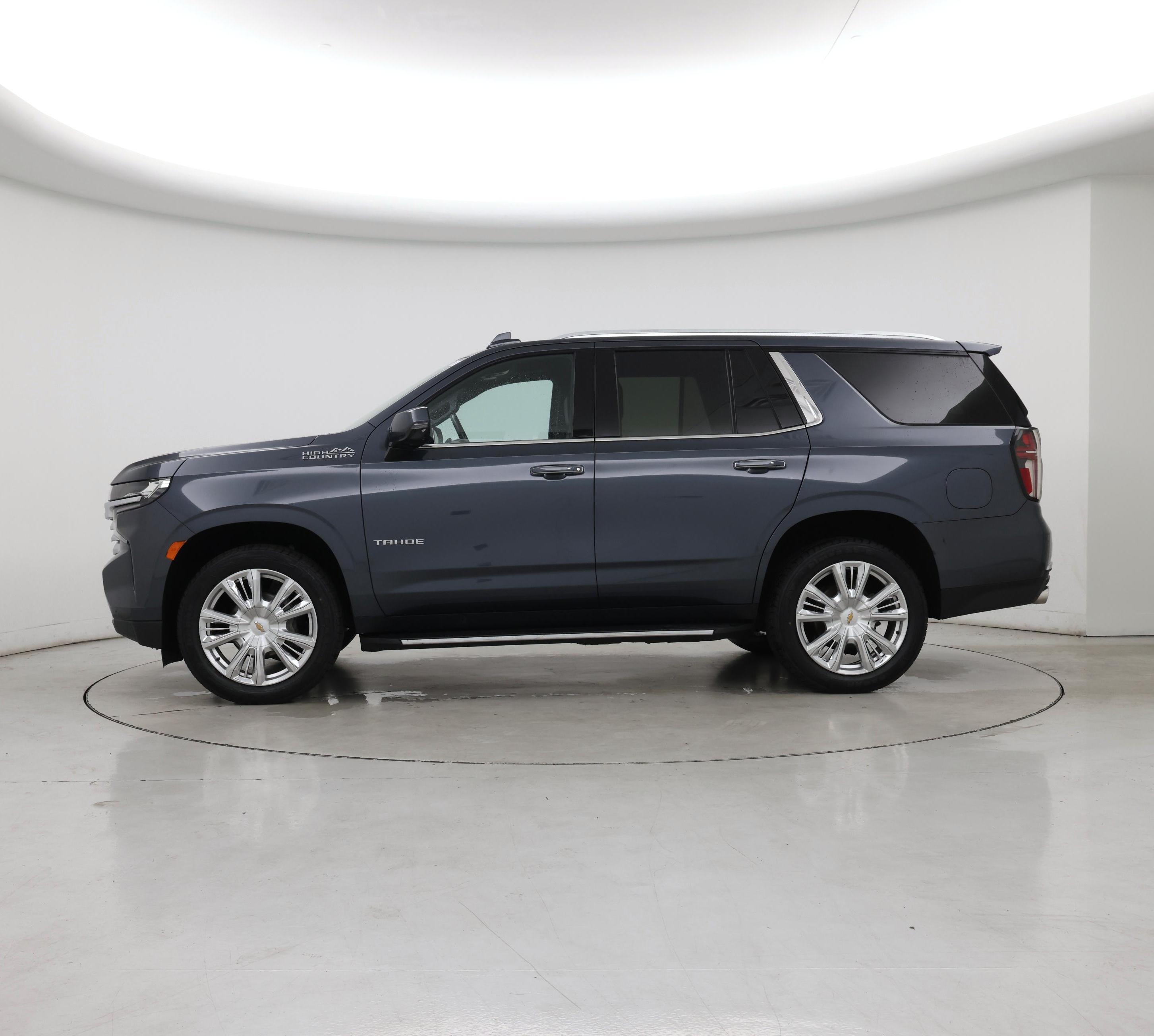 Thumbnail: 2021 Chevrolet Tahoe - 3