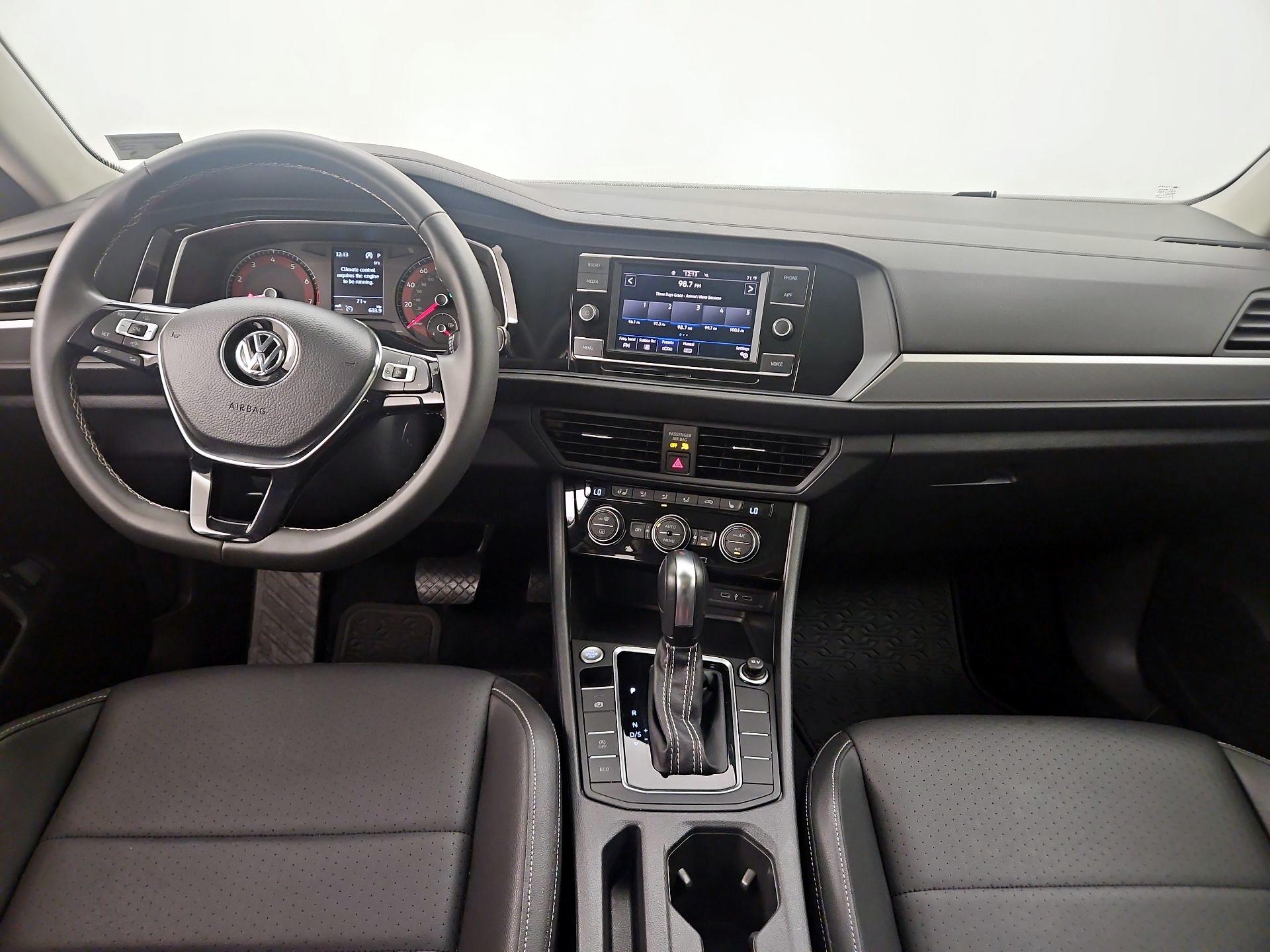 Thumbnail: 2021 Volkswagen Jetta - 9