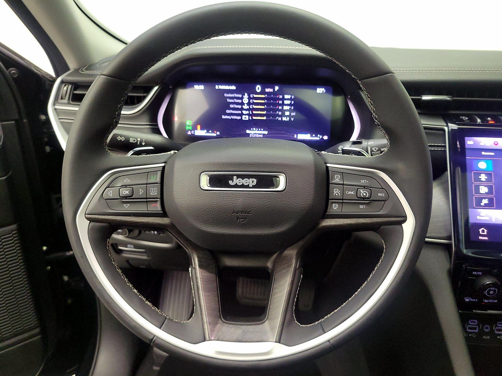 Thumbnail: 2023 Jeep Grand Cherokee - 10