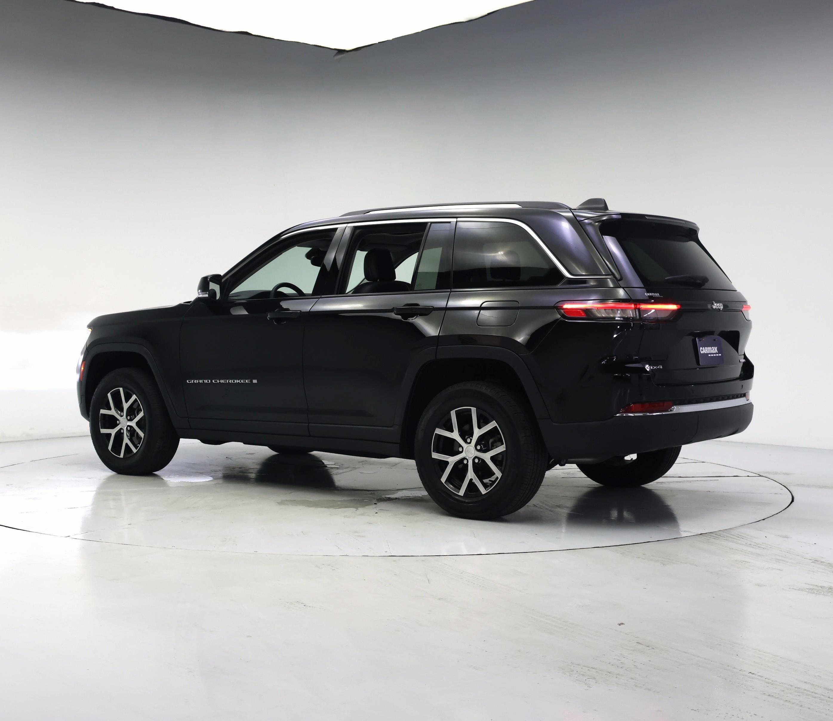 Thumbnail: 2023 Jeep Grand Cherokee - 2