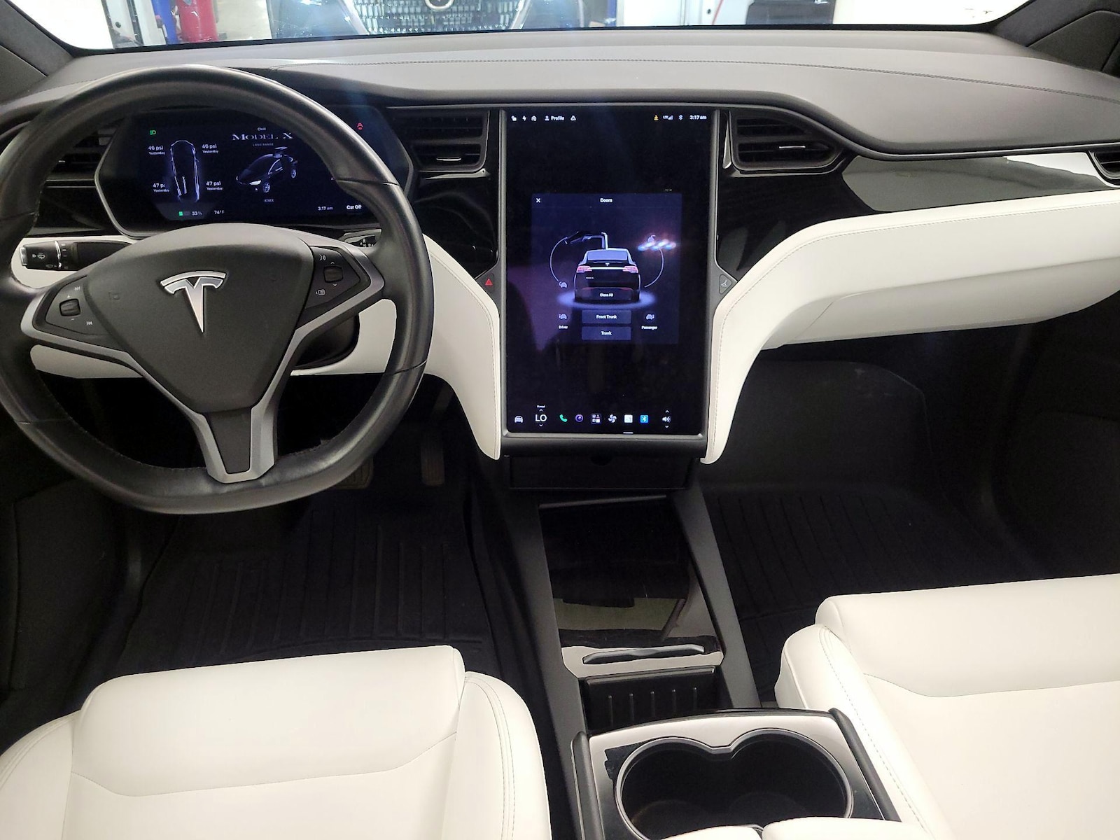 2020 Tesla Model X Long Range - Photo 10
