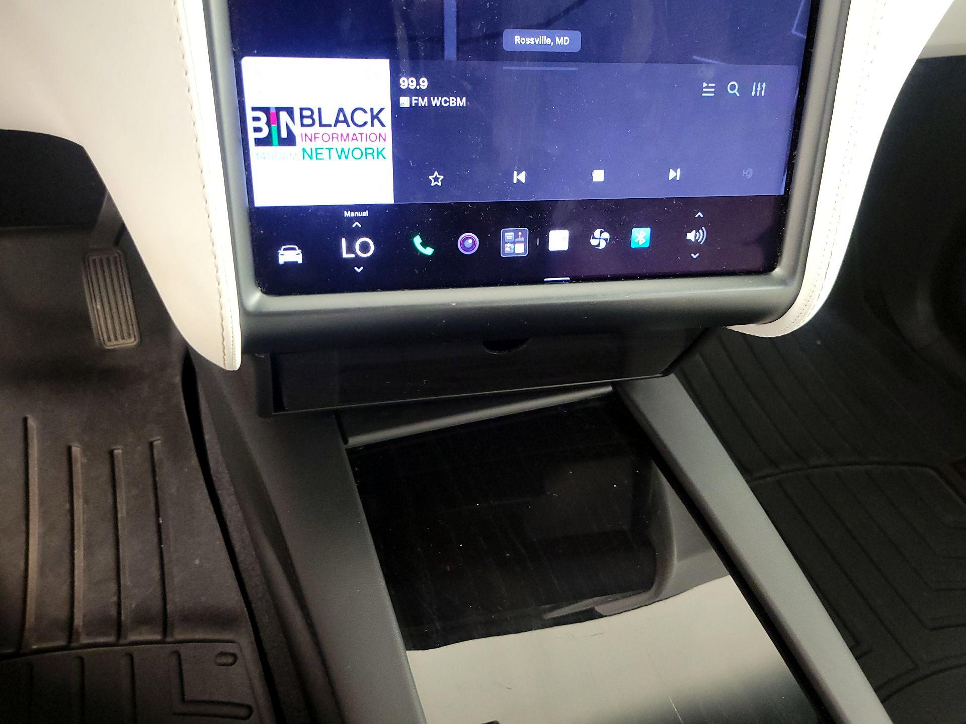 Thumbnail: 2020 Tesla Model X - 15