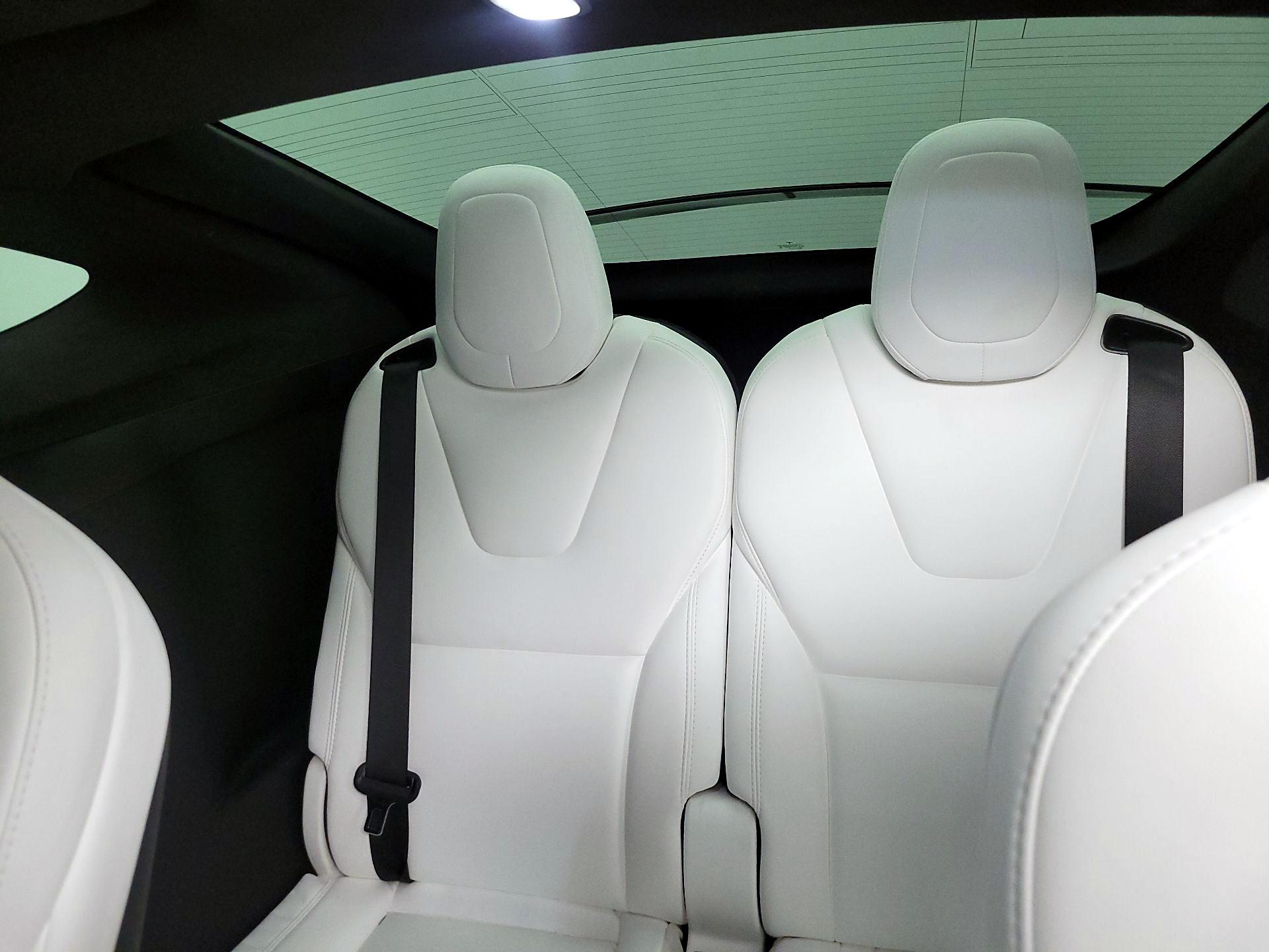 Thumbnail: 2020 Tesla Model X - 20