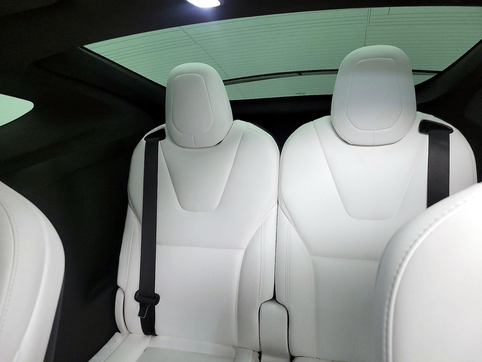2020 Tesla Model X Long Range - Photo 21