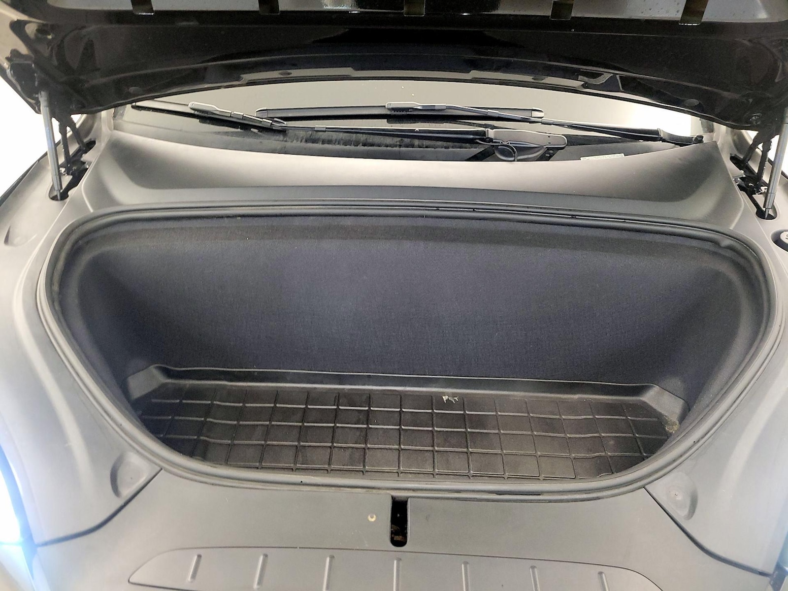 2020 Tesla Model X Long Range - Photo 23