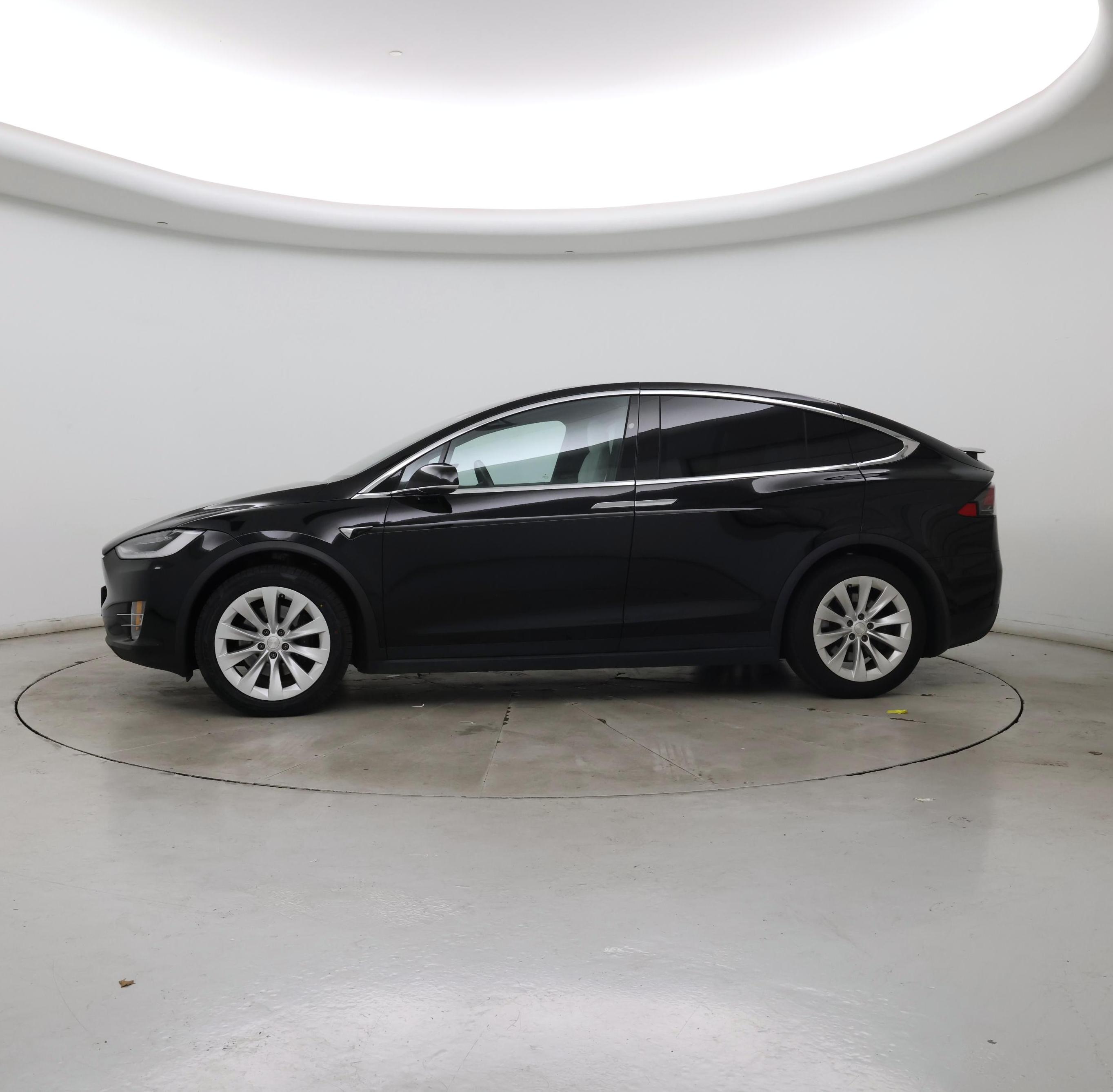 Thumbnail: 2020 Tesla Model X - 3