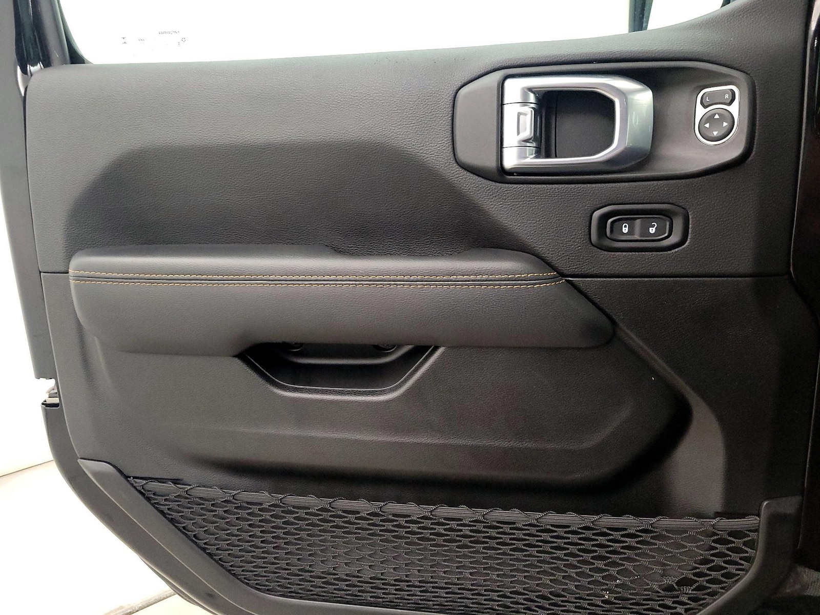2022 Jeep Wrangler Unlimited High Altitude - Photo 13