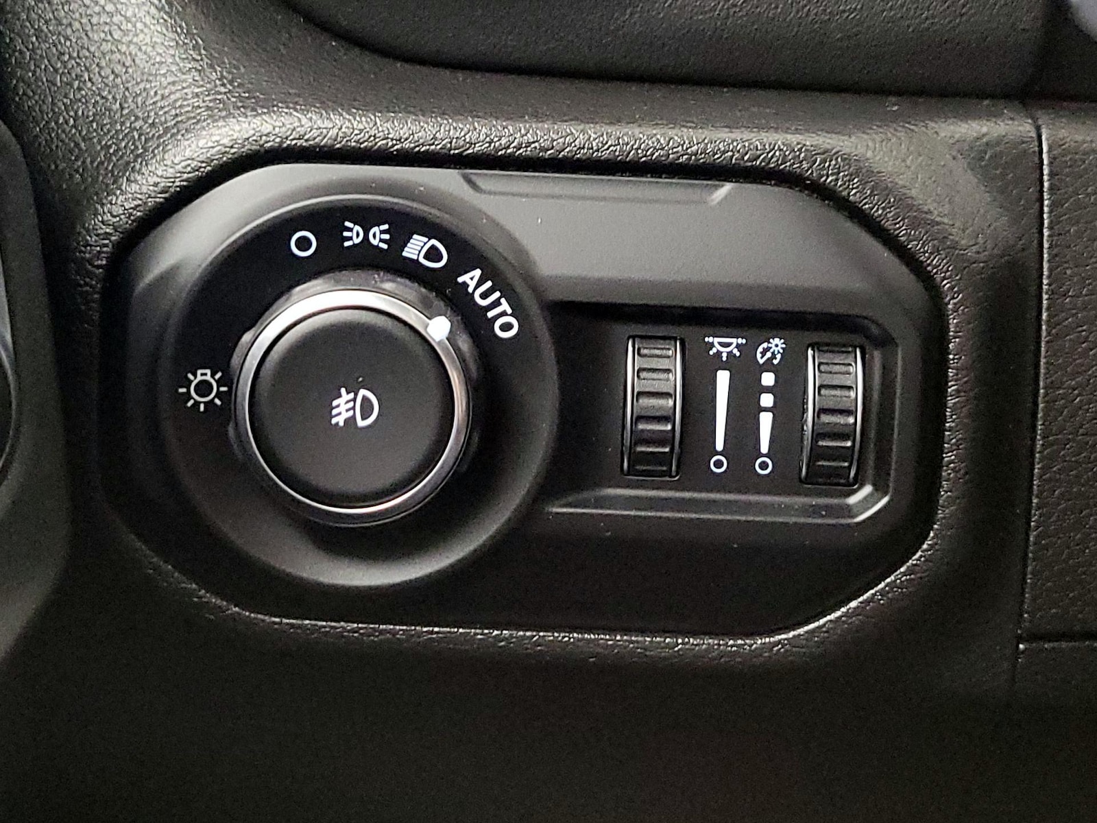 2022 Jeep Wrangler Unlimited High Altitude - Photo 14