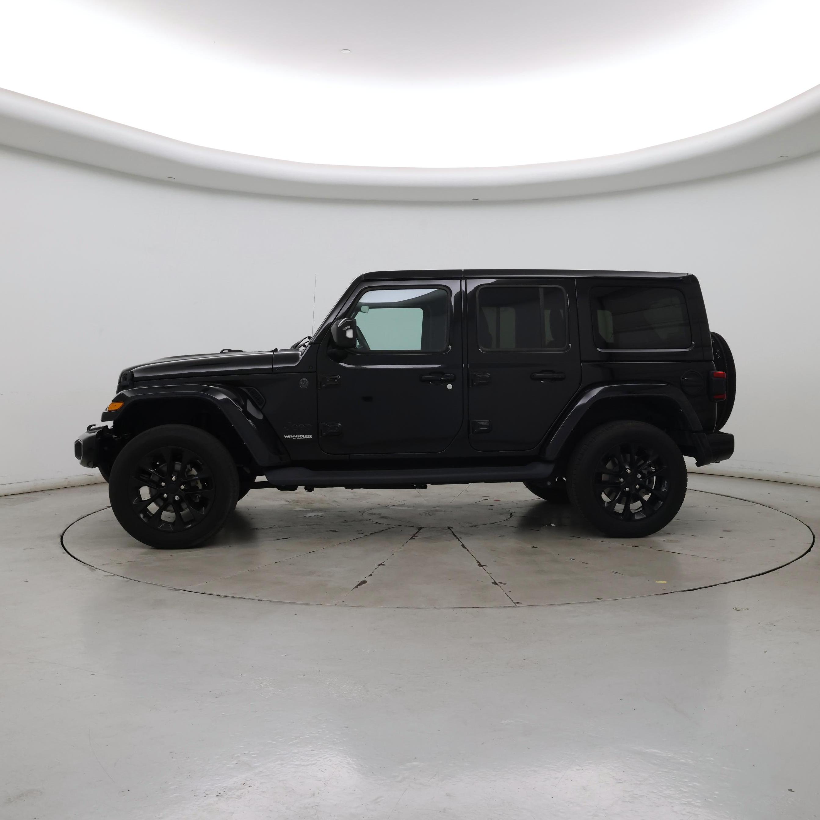 Thumbnail: 2022 Jeep Wrangler - 3