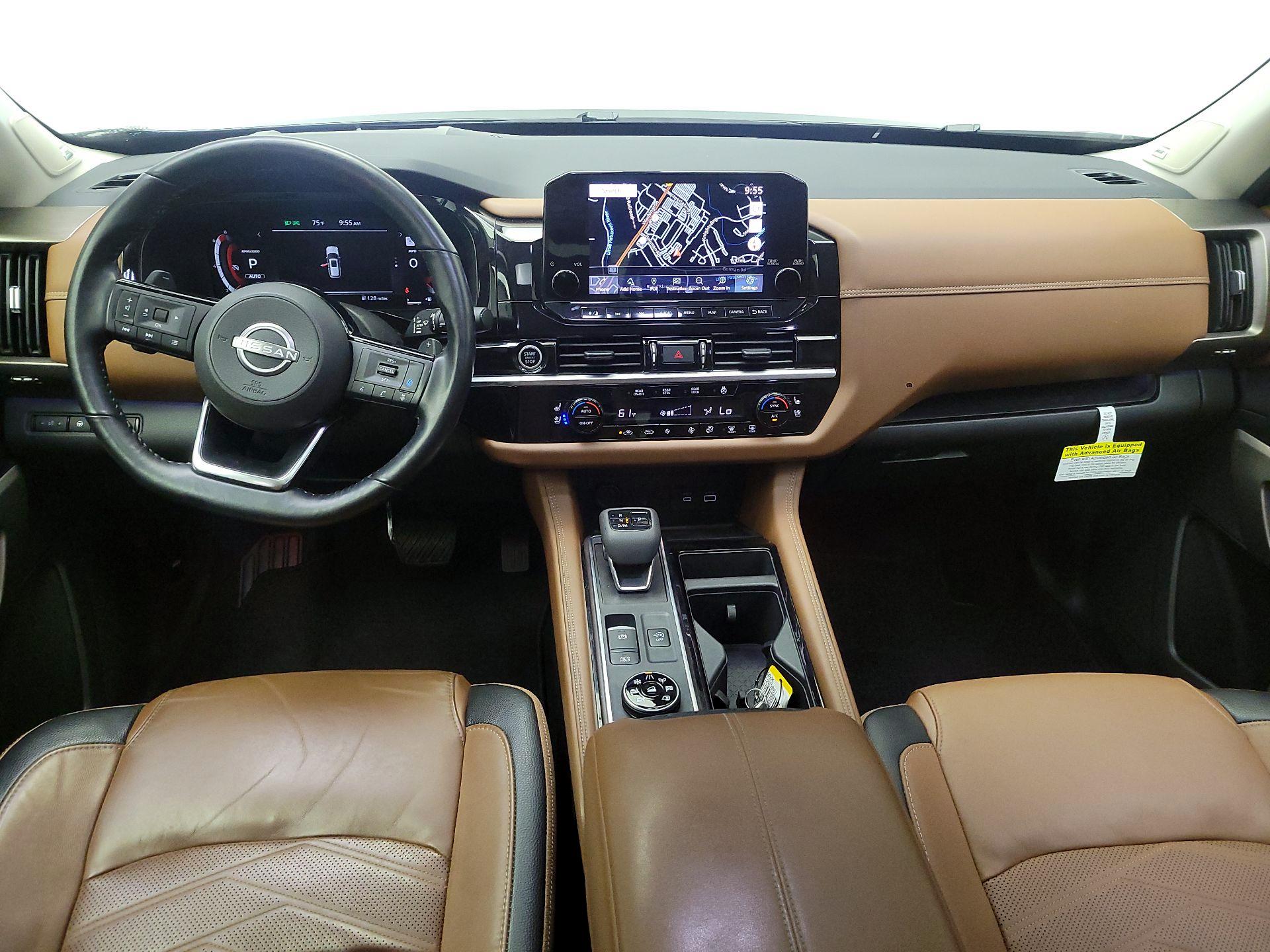 Thumbnail: 2023 Nissan Pathfinder - 9