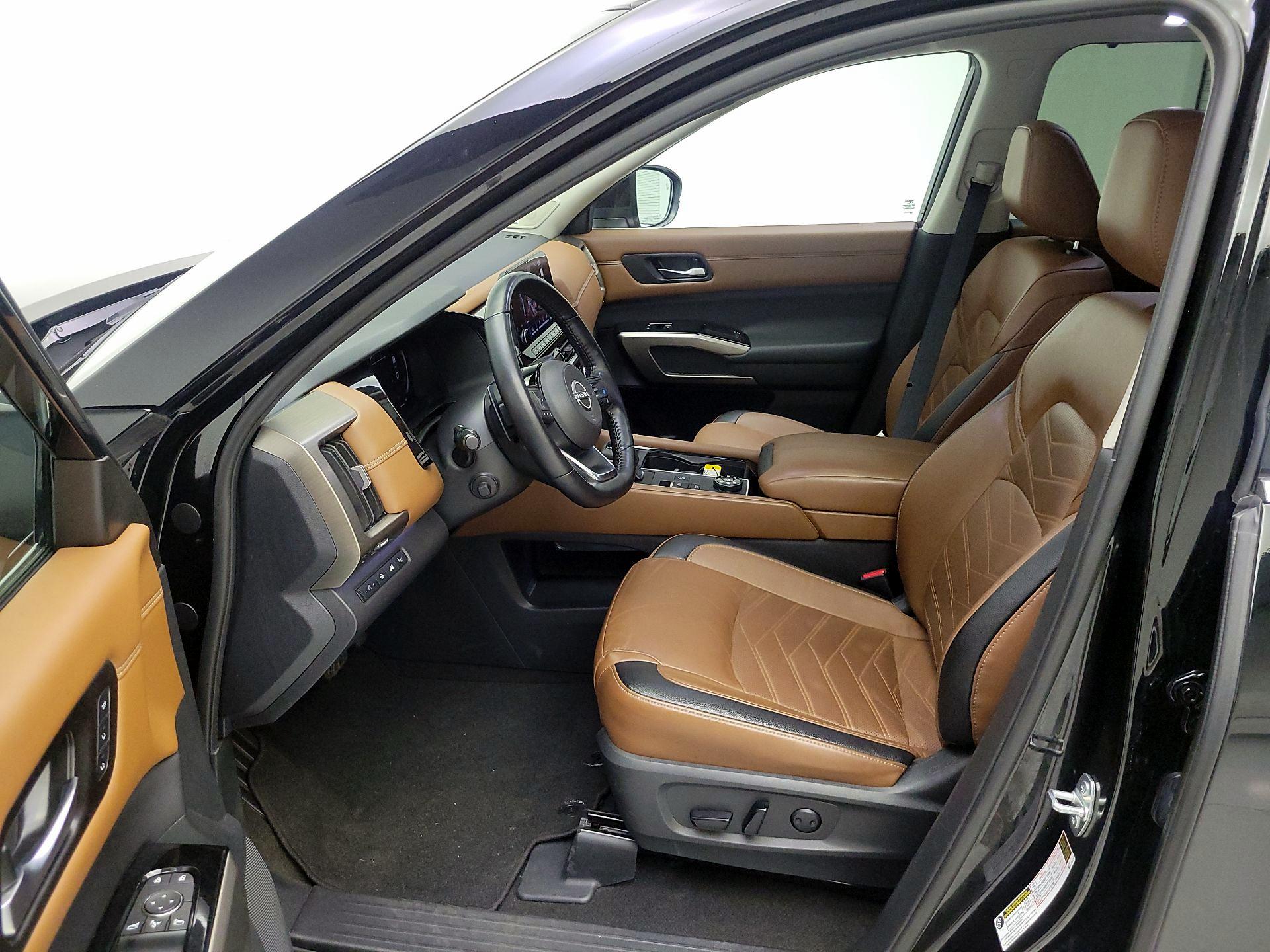 Thumbnail: 2023 Nissan Pathfinder - 11