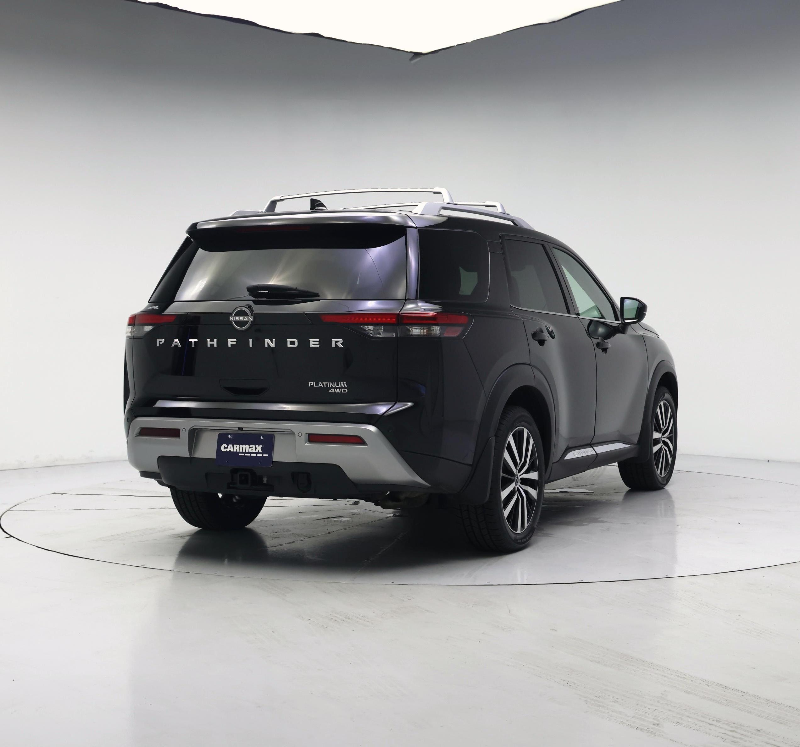 Thumbnail: 2023 Nissan Pathfinder - 8
