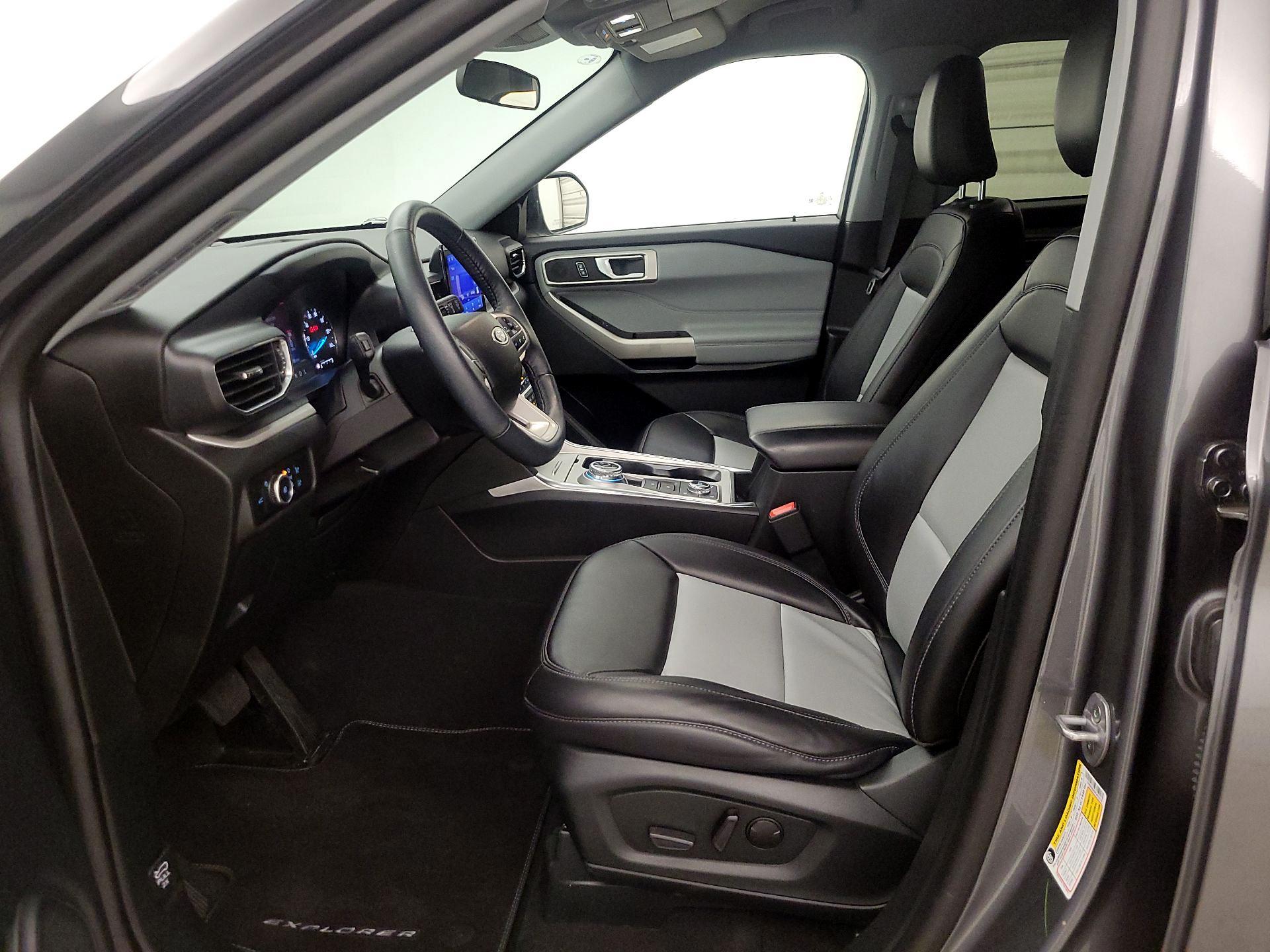 Thumbnail: 2023 Ford Explorer - 11