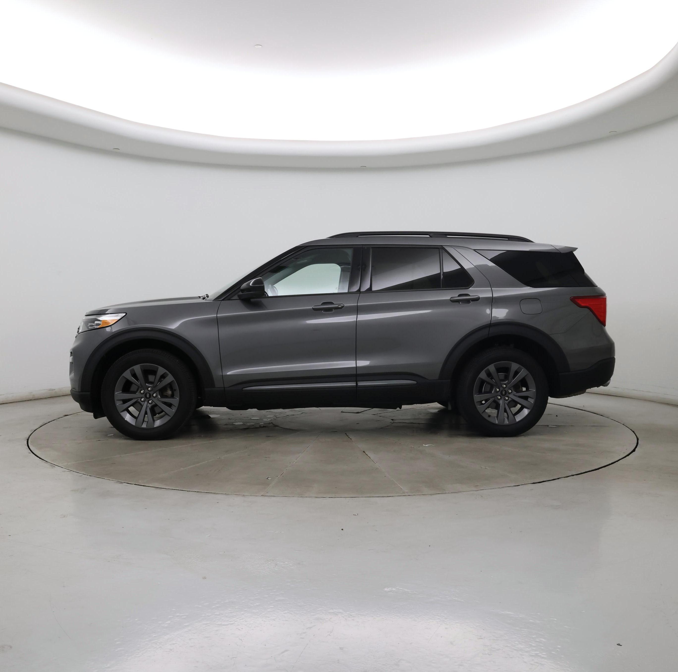 Thumbnail: 2023 Ford Explorer - 3