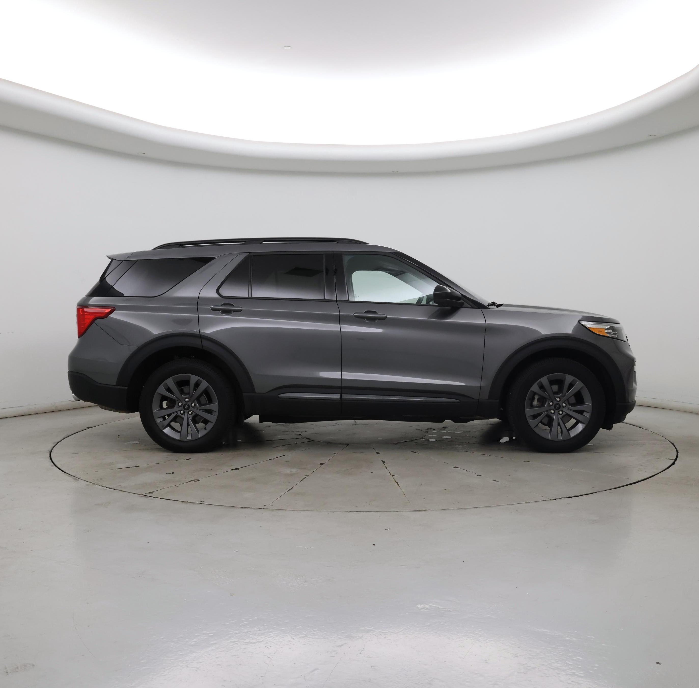 Thumbnail: 2023 Ford Explorer - 7