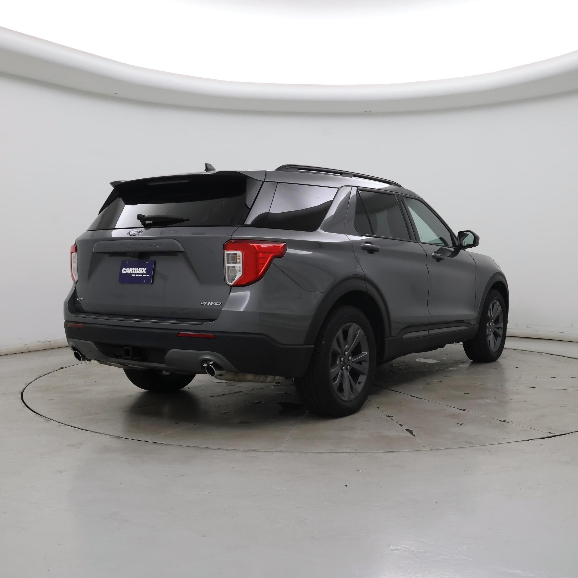 Thumbnail: 2023 Ford Explorer - 8