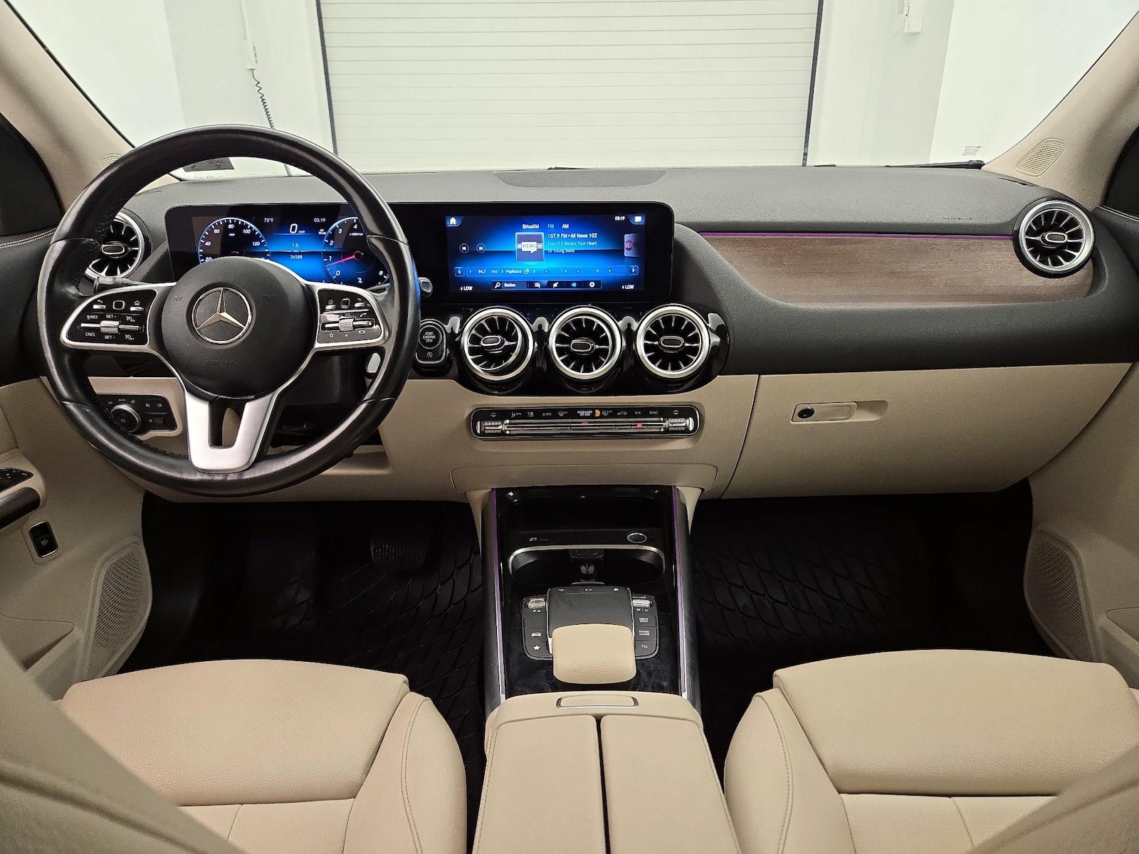 2023 Mercedes-Benz GLA Base - Photo 10