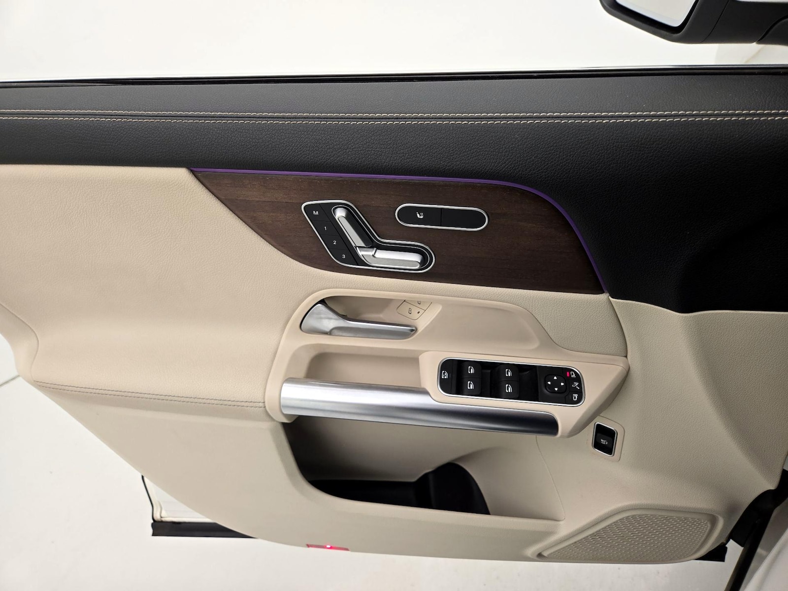 2023 Mercedes-Benz GLA Base - Photo 13