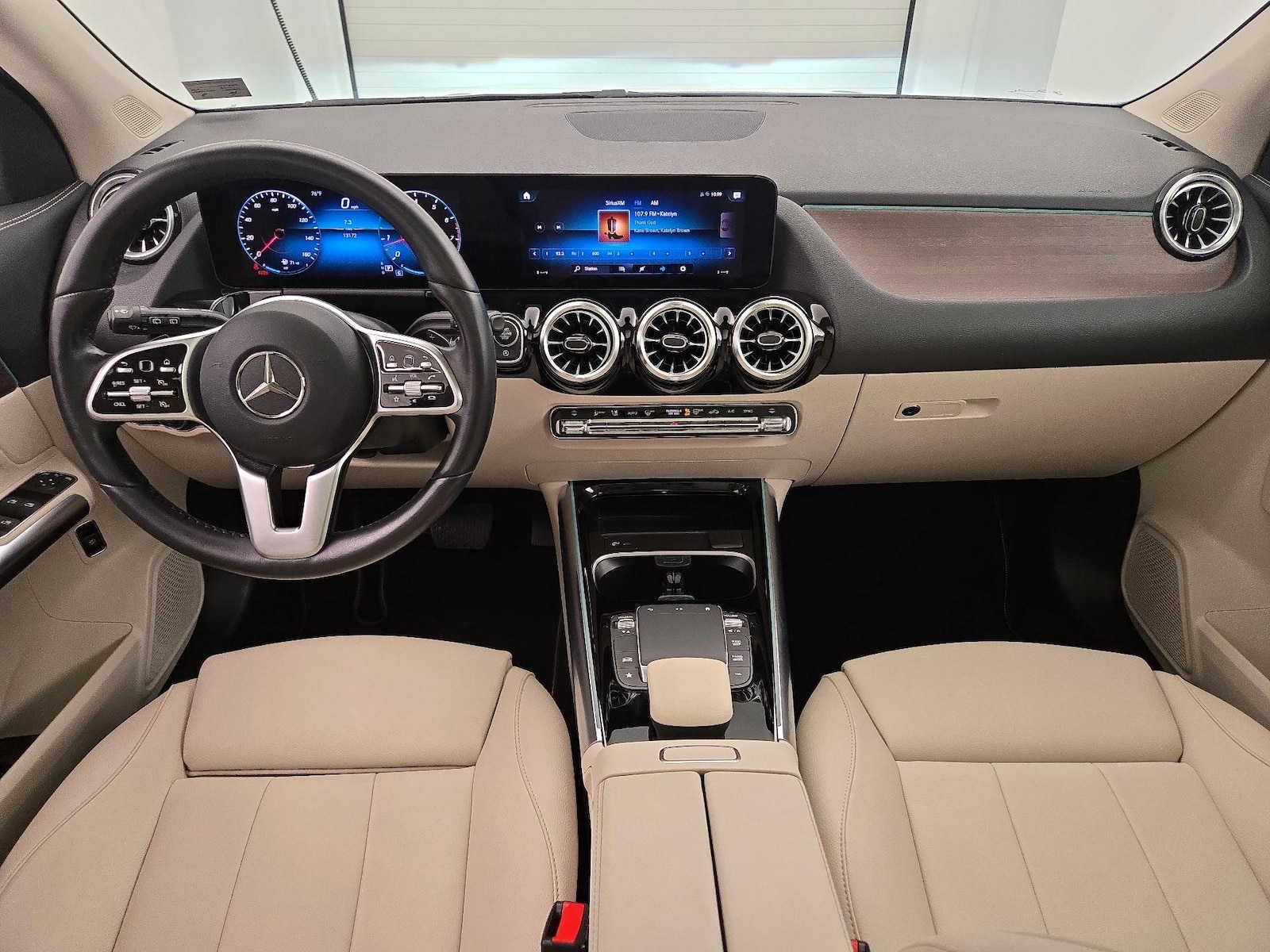 2023 Mercedes-Benz GLA Base - Photo 10