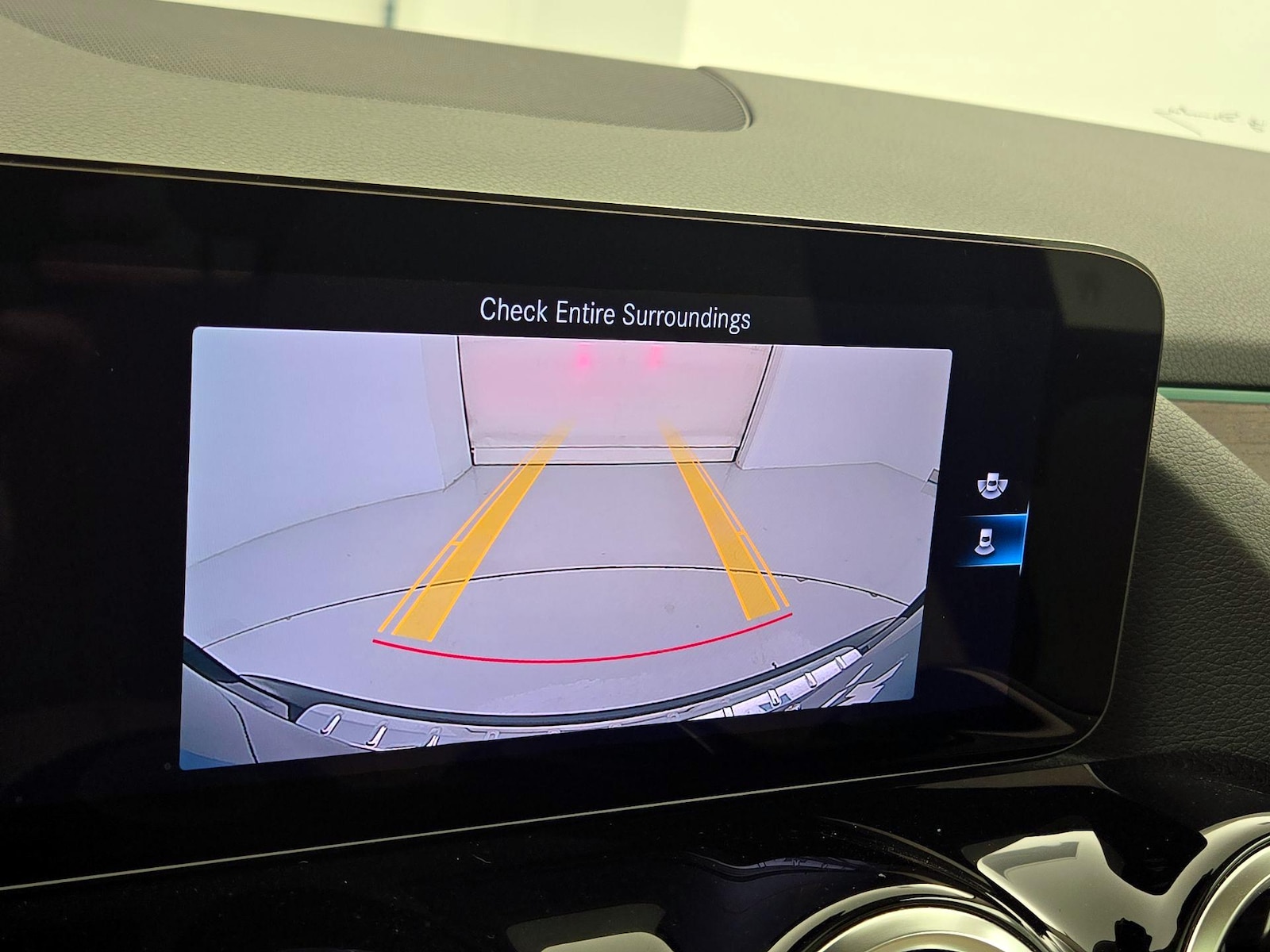 2023 Mercedes-Benz GLA Base - Photo 16