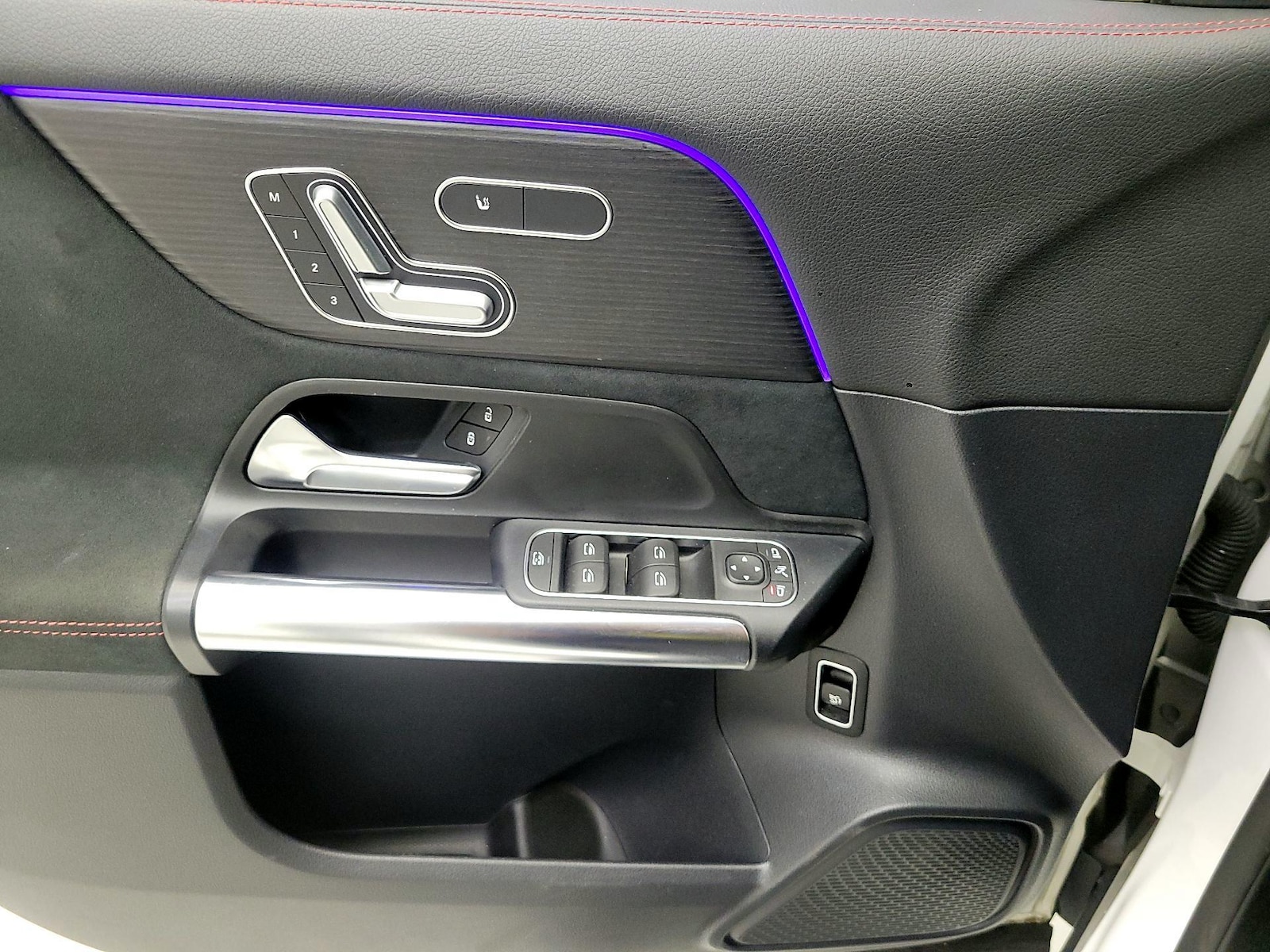 2023 Mercedes-Benz GLA Base - Photo 13