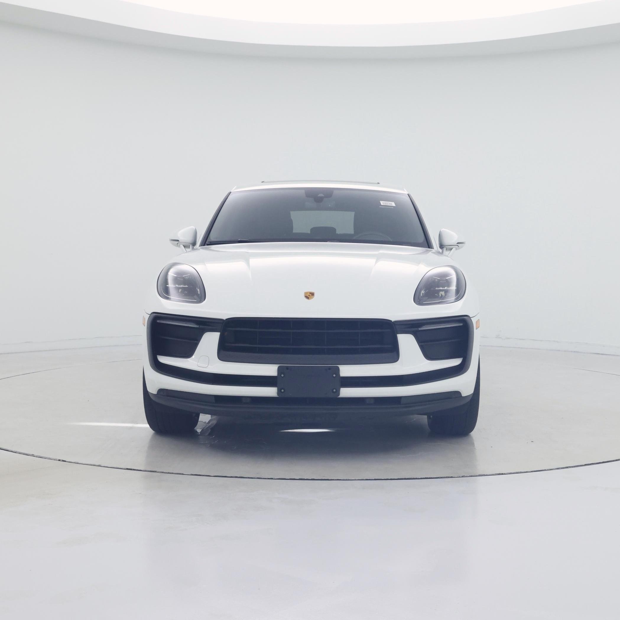 Thumbnail: 2022 Porsche Macan - 5