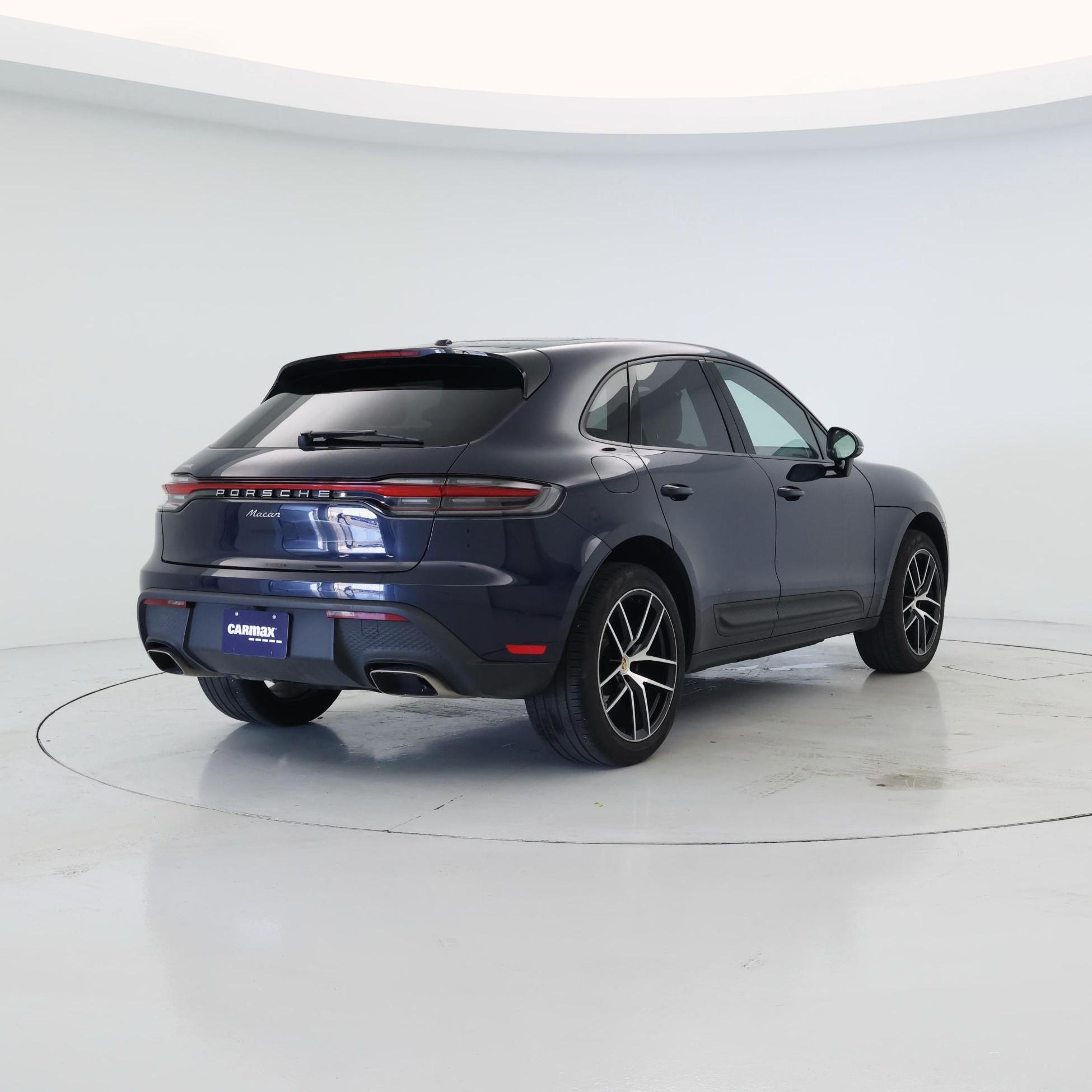 Thumbnail: 2023 Porsche Macan - 8