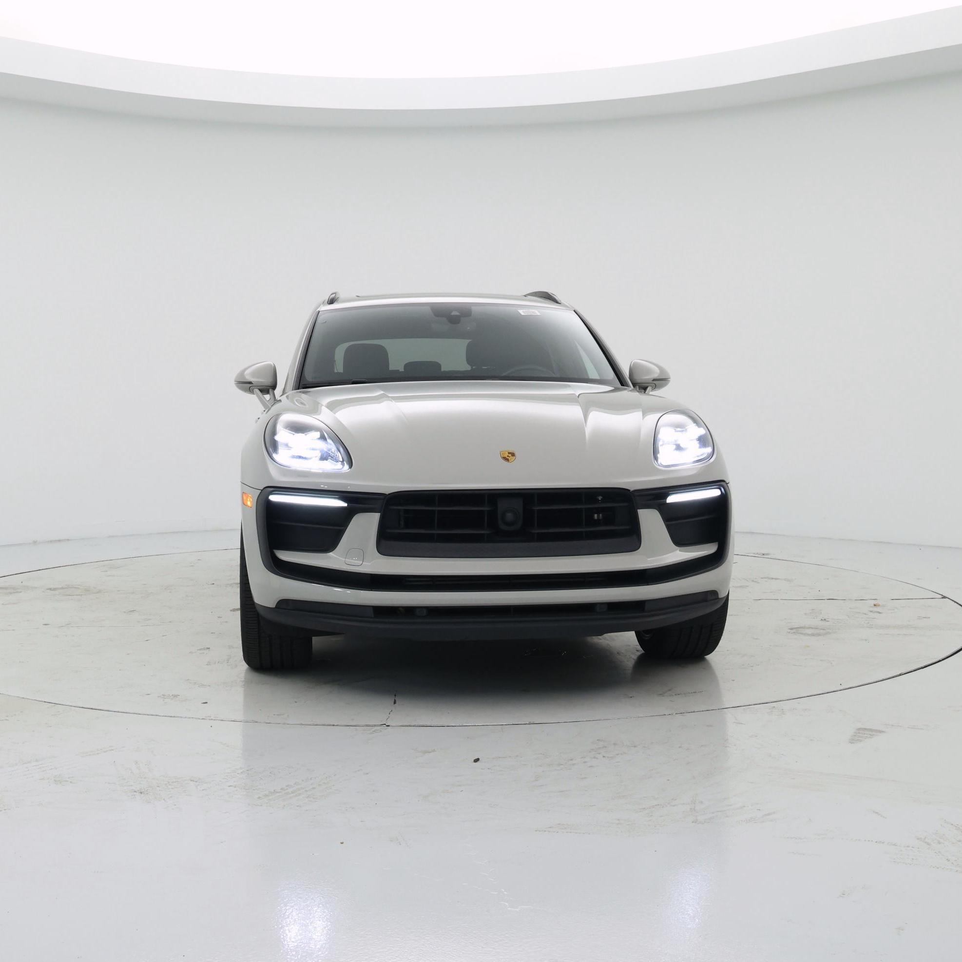Thumbnail: 2023 Porsche Macan - 5