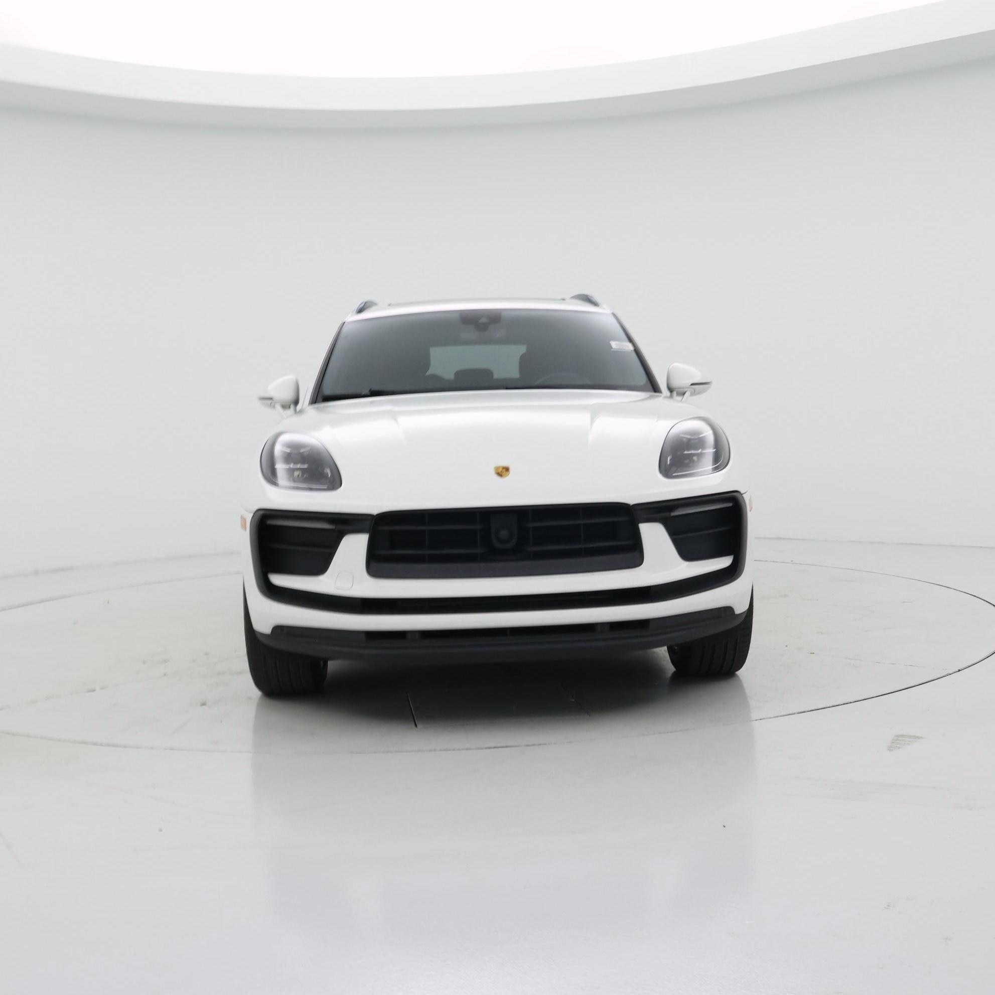 Thumbnail: 2023 Porsche Macan - 5