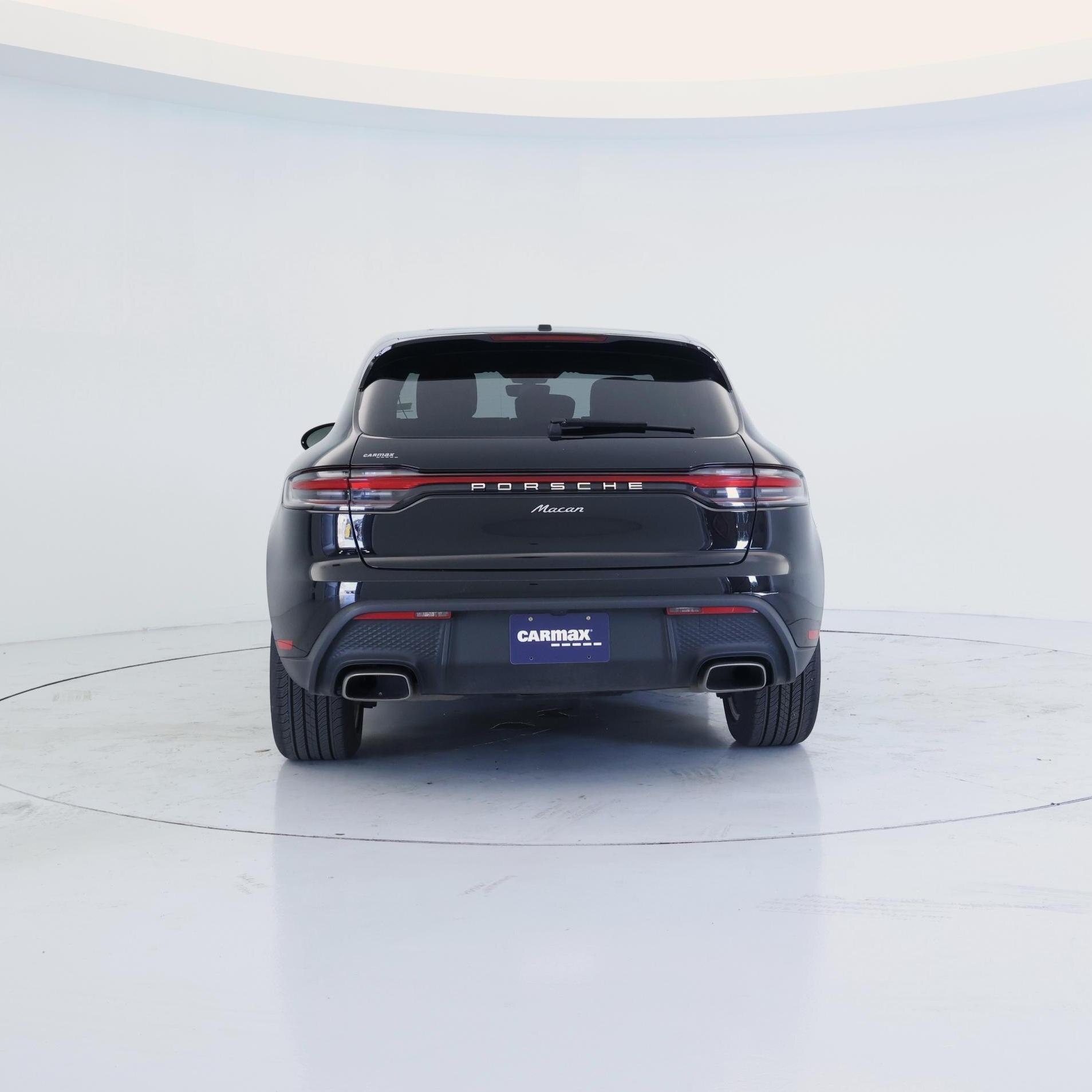 Thumbnail: 2023 Porsche Macan - 6