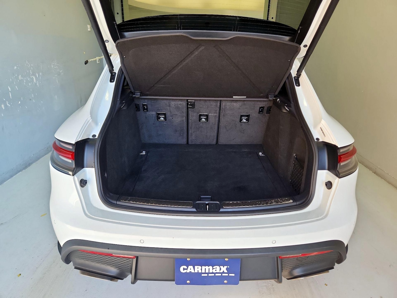 2022 Porsche Macan Base - Photo 23