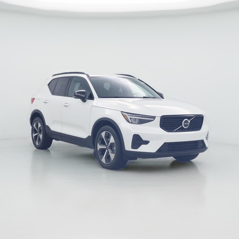 2024 Volvo XC40 B5 Core Bright Theme