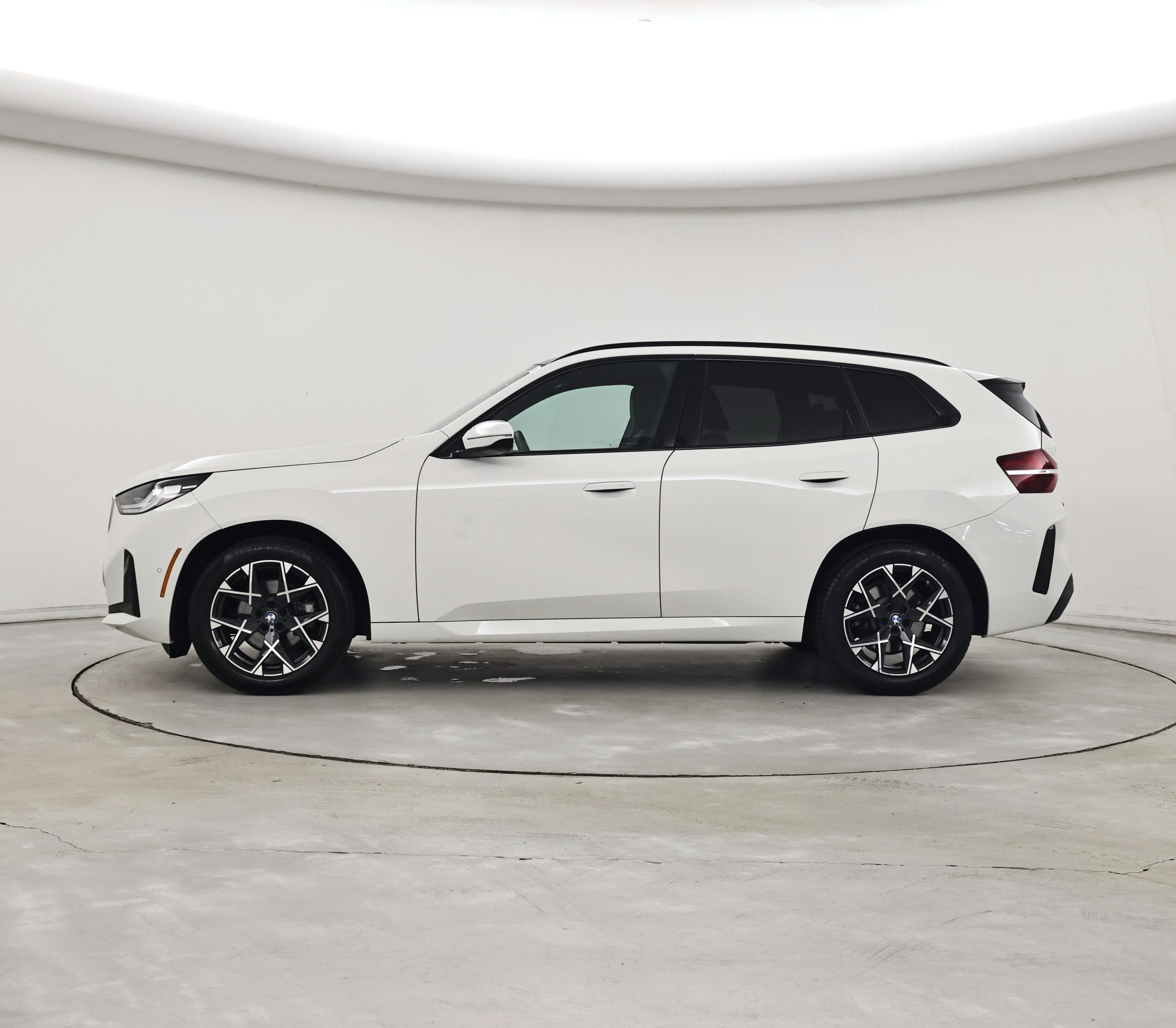 Thumbnail: 2025 BMW X3 - 3