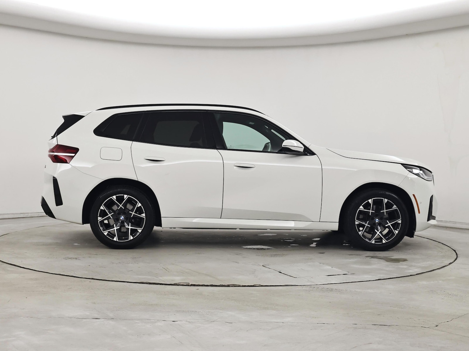 2025 BMW X3 30 - Photo 8