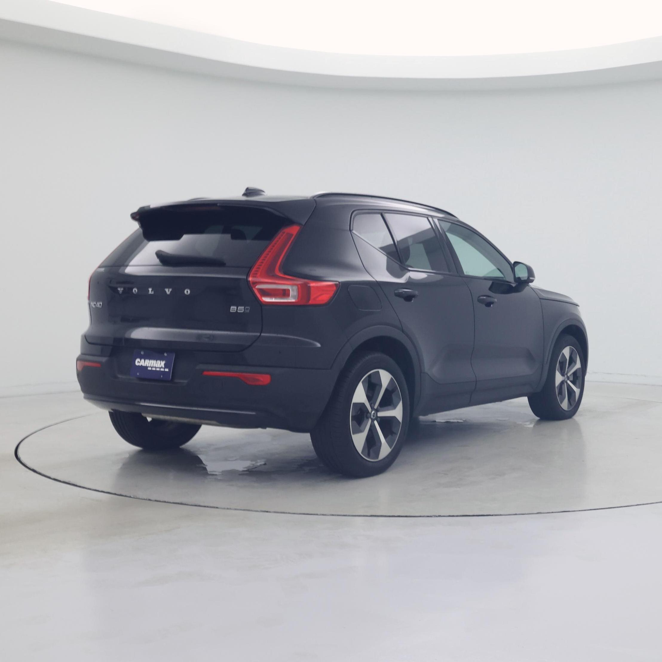 Thumbnail: 2024 Volvo XC40 - 8