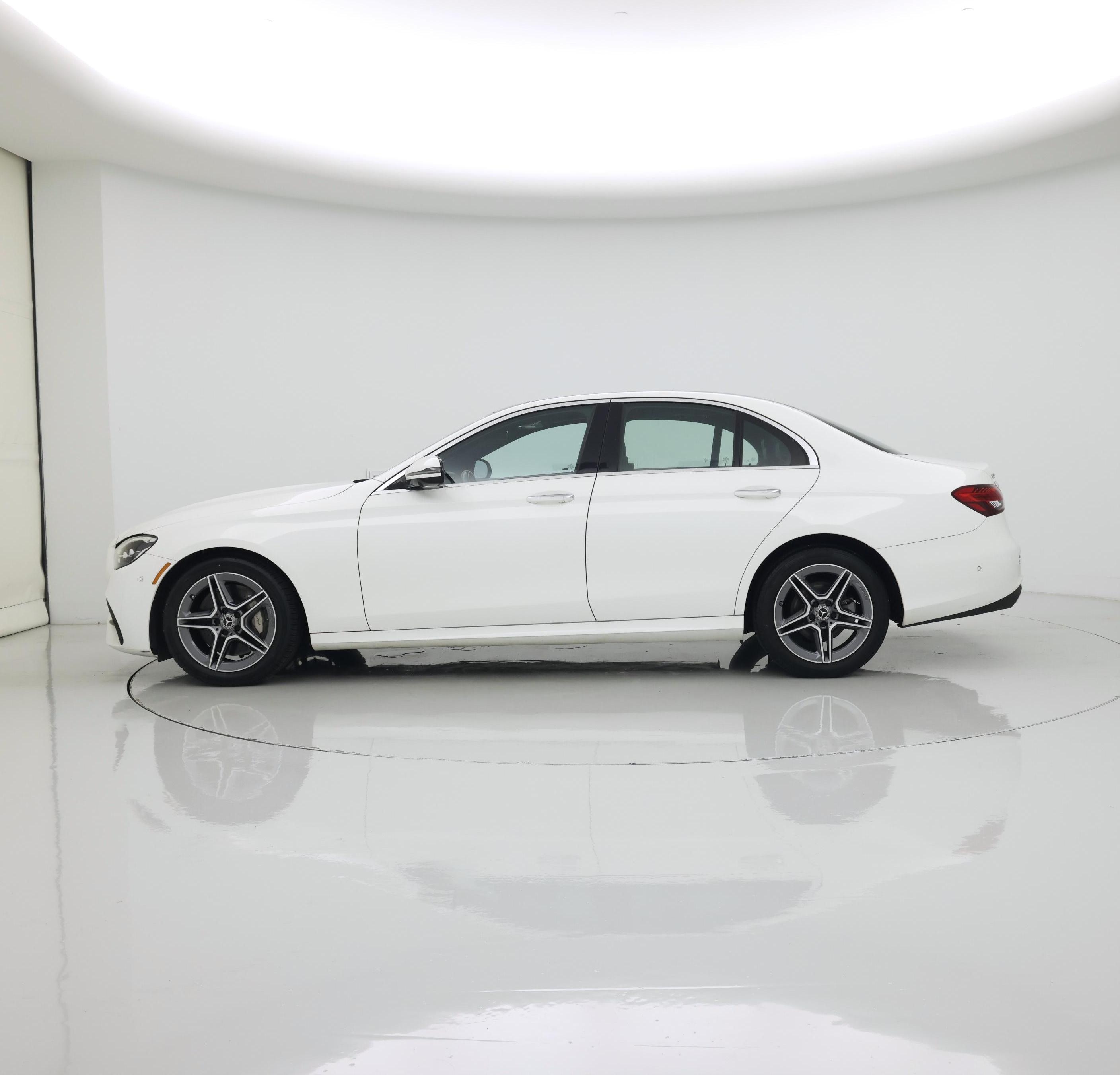 Thumbnail: 2023 Mercedes-Benz E-Class - 3