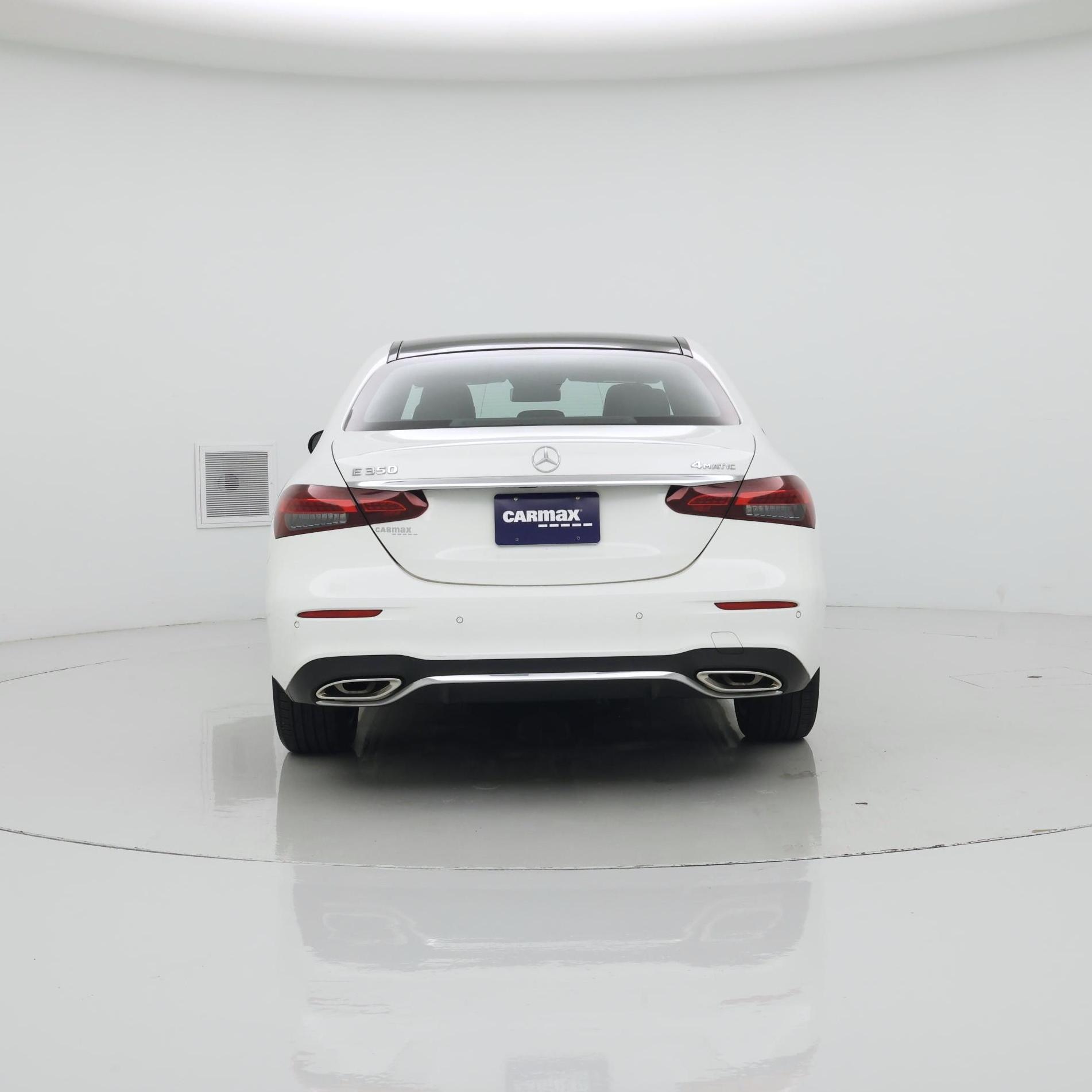 Thumbnail: 2023 Mercedes-Benz E-Class - 6
