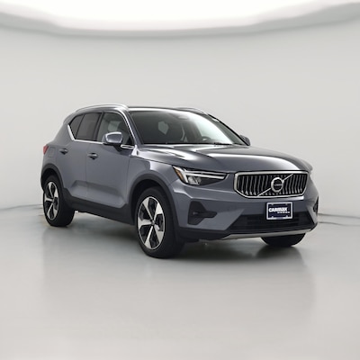 2023 Volvo XC40 B4 Plus Bright Theme