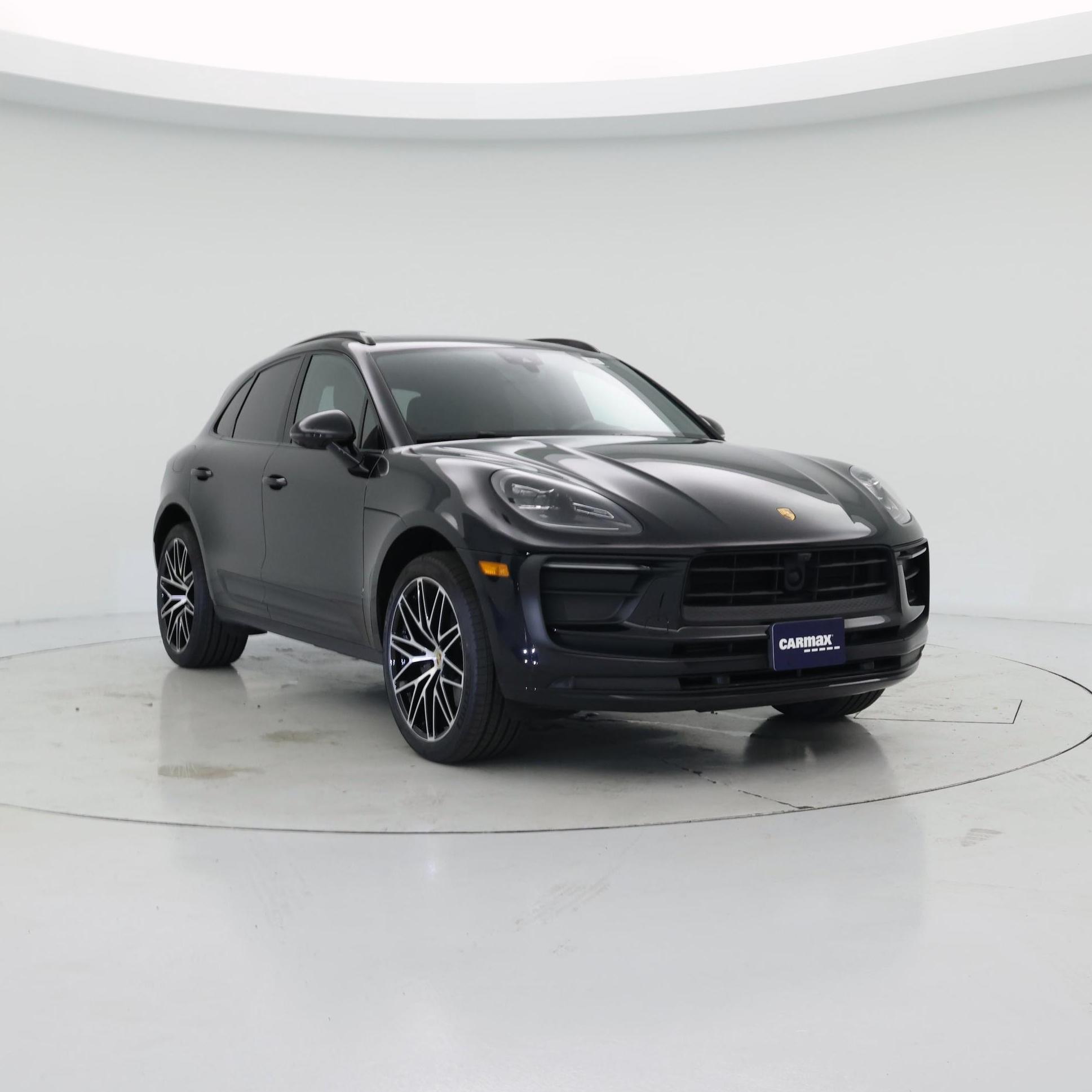  2023 Porsche Macan   