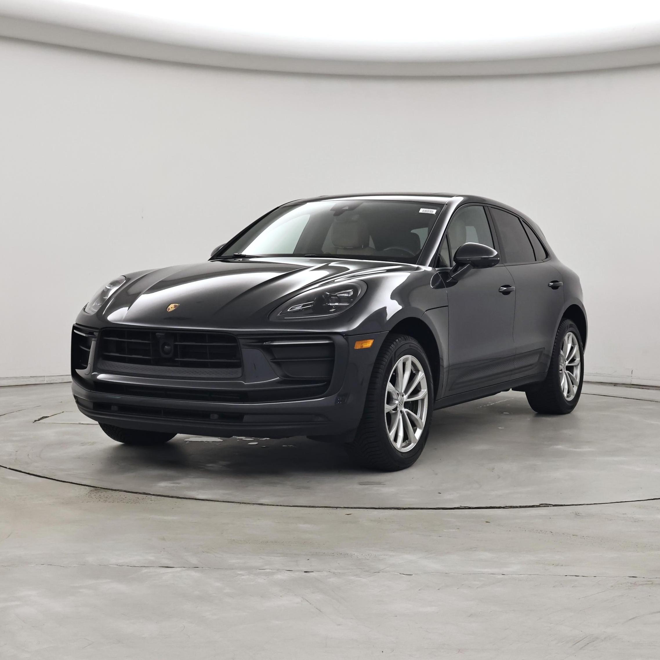 Thumbnail: 2023 Porsche Macan - 4