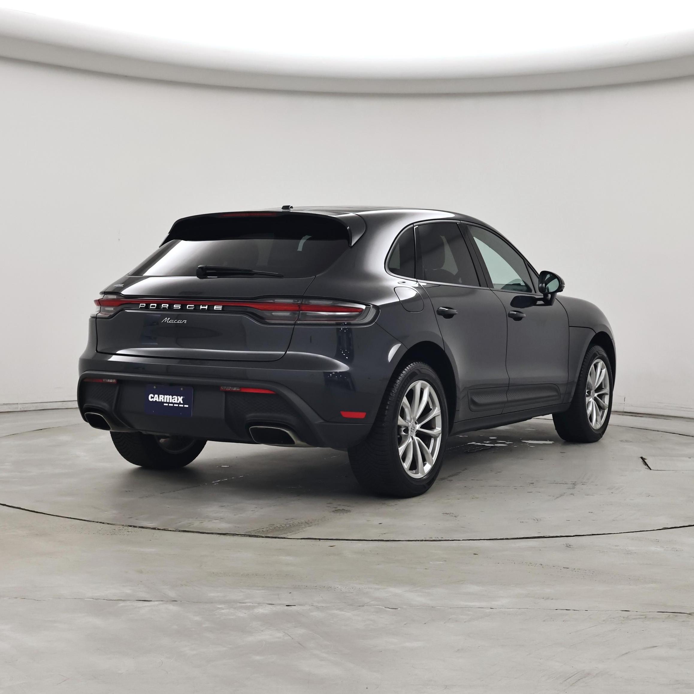 Thumbnail: 2023 Porsche Macan - 8